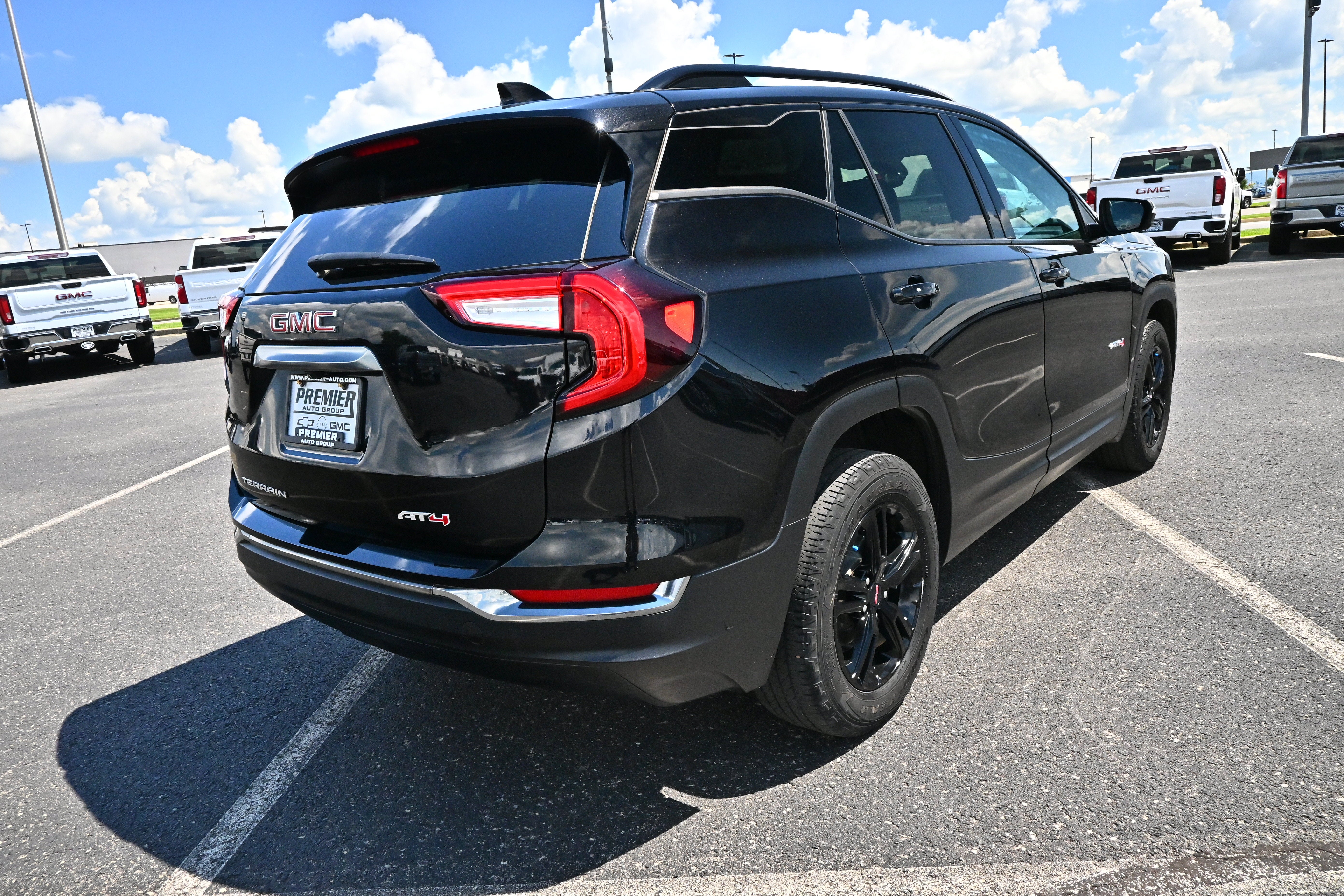 2023 GMC Terrain AT4