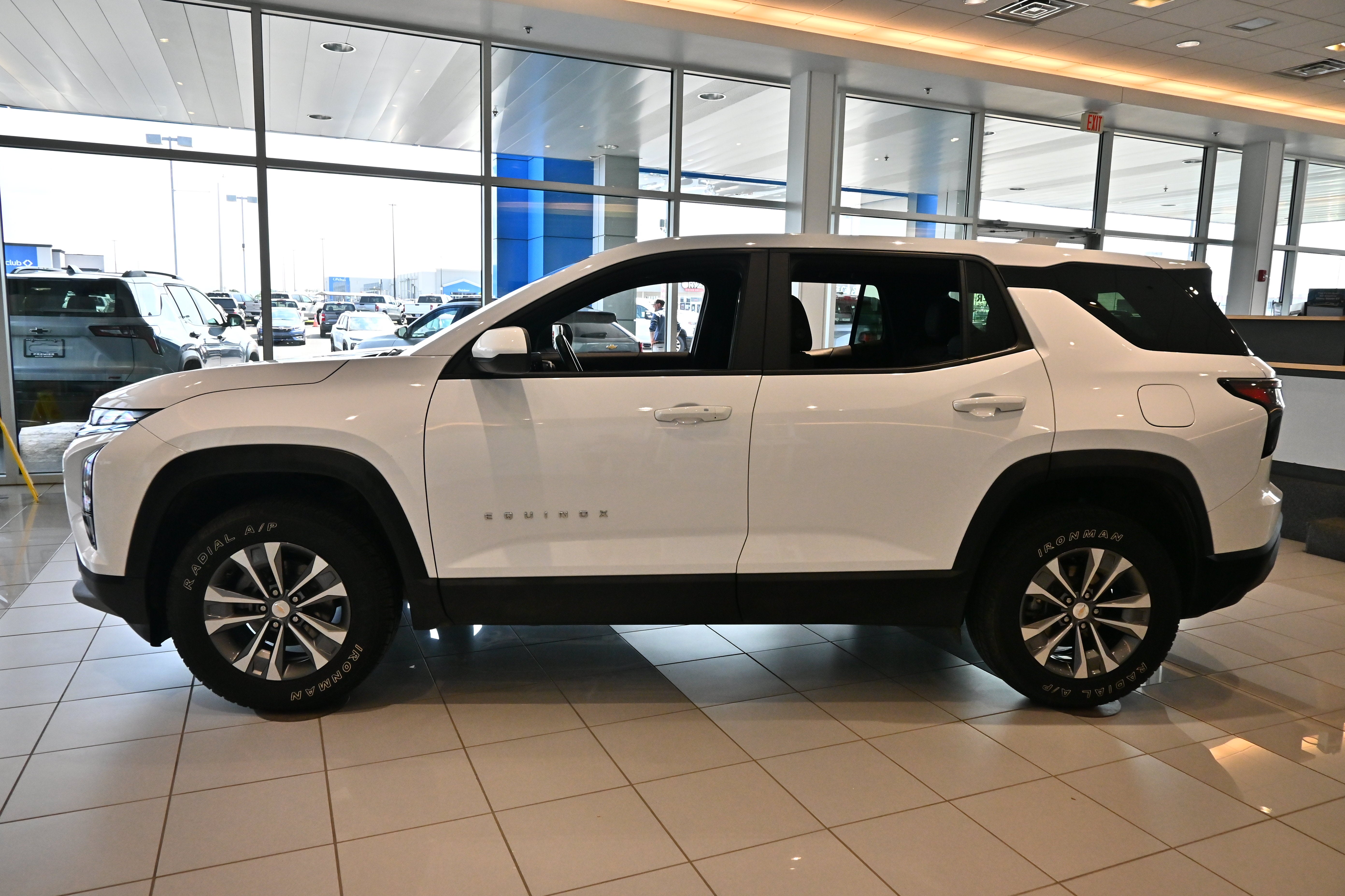 2026 Chevrolet Equinox AWD LT