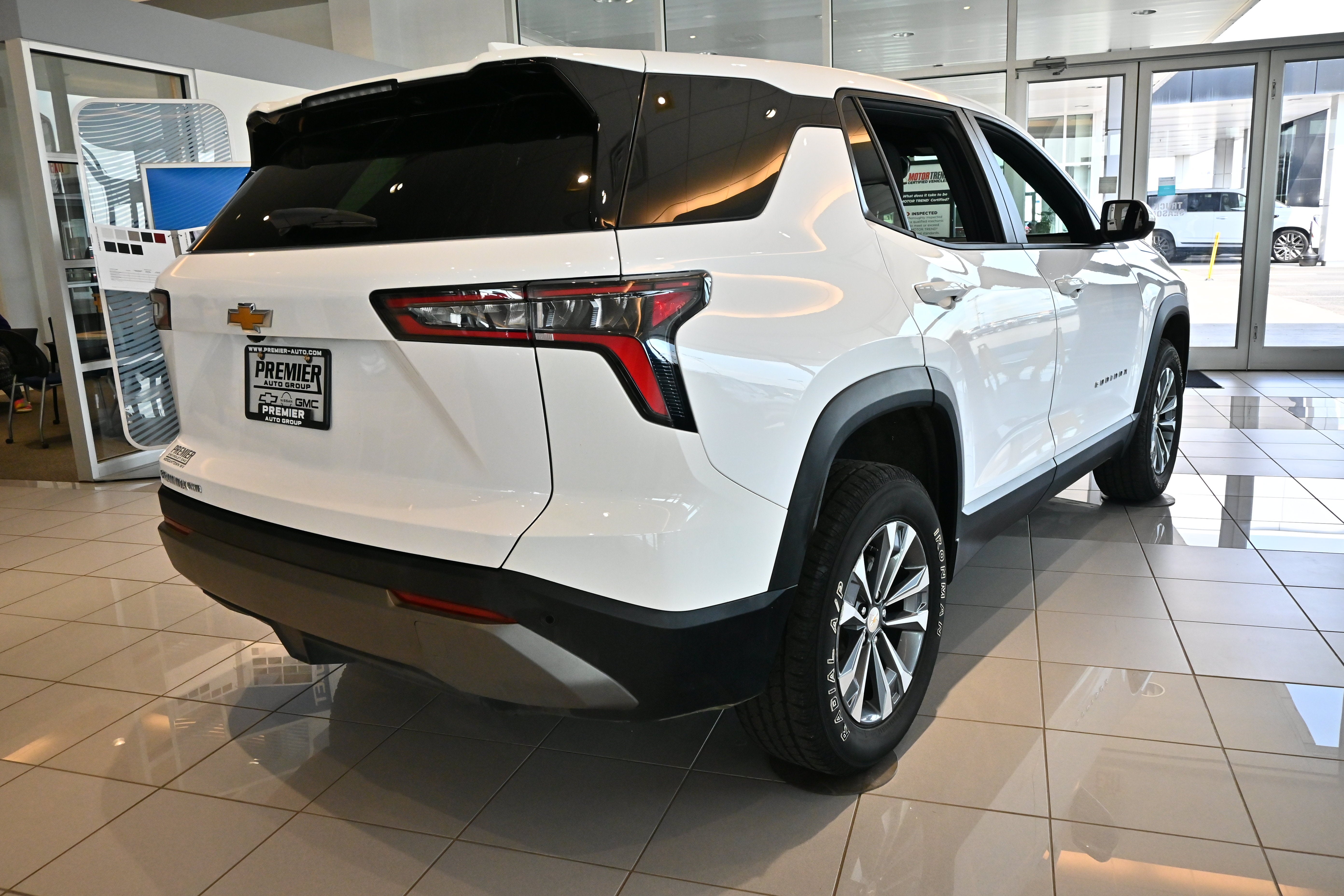 2026 Chevrolet Equinox AWD LT