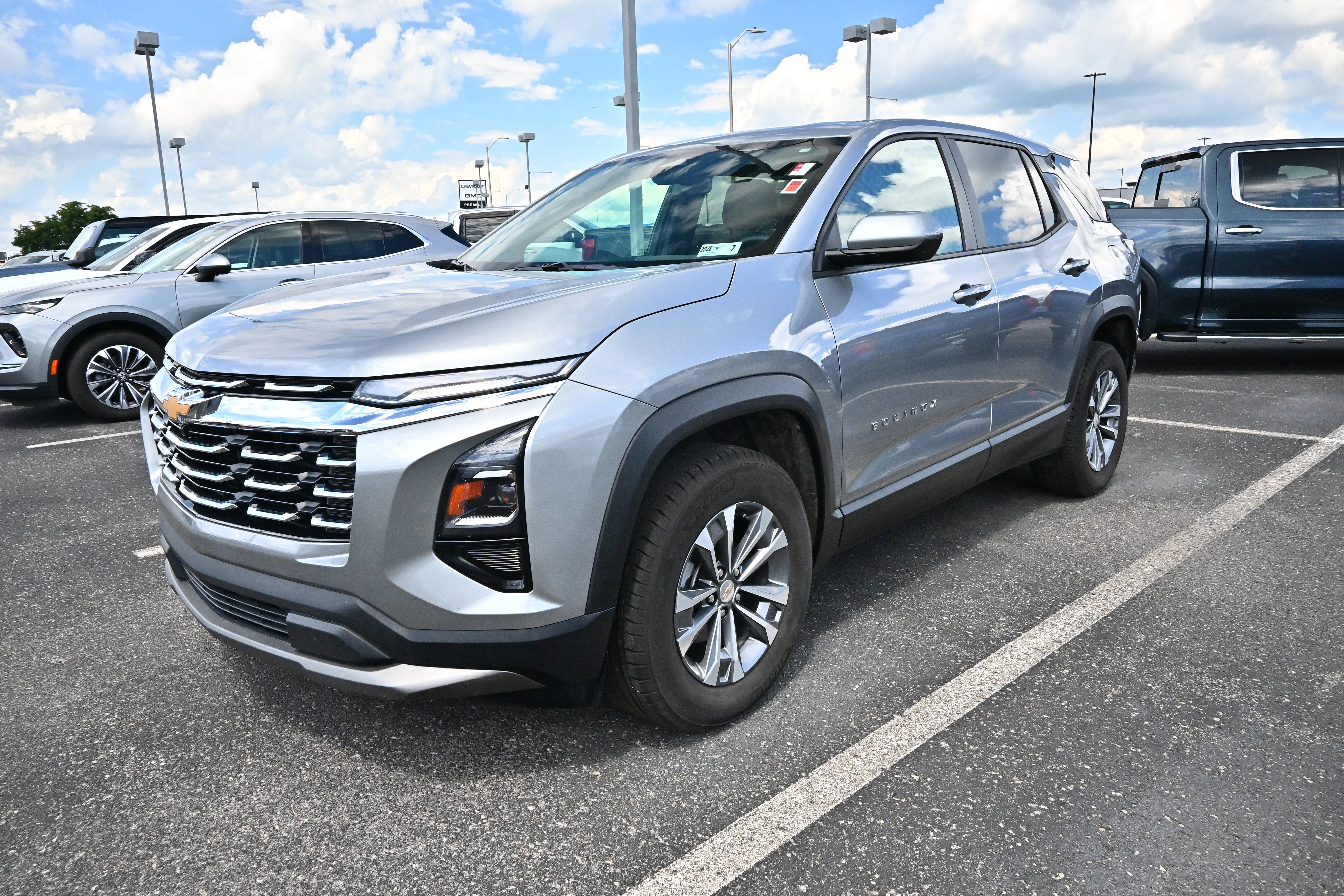 2026 Chevrolet Equinox AWD LT