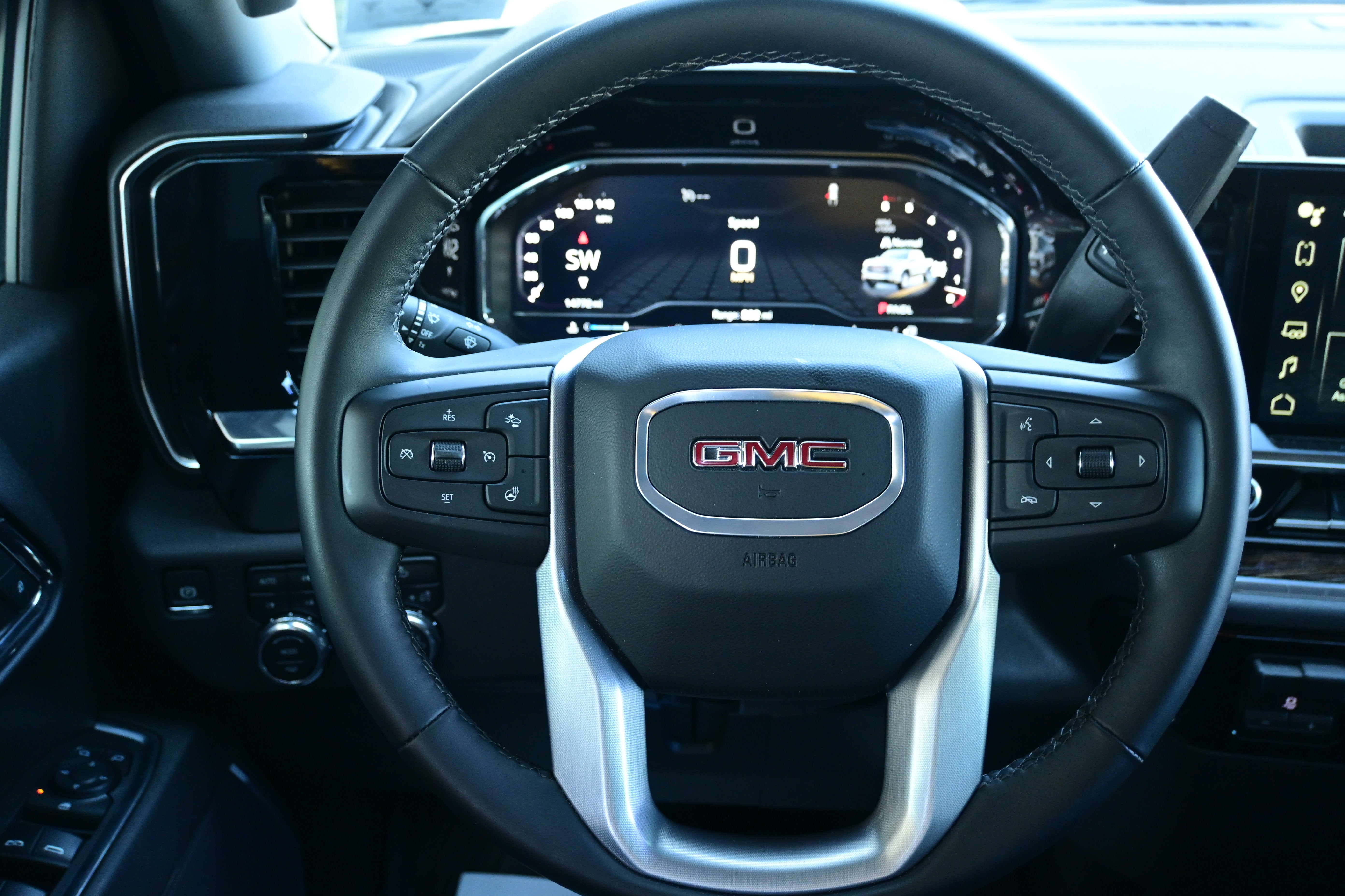 2024 GMC Sierra 1500 Elevation