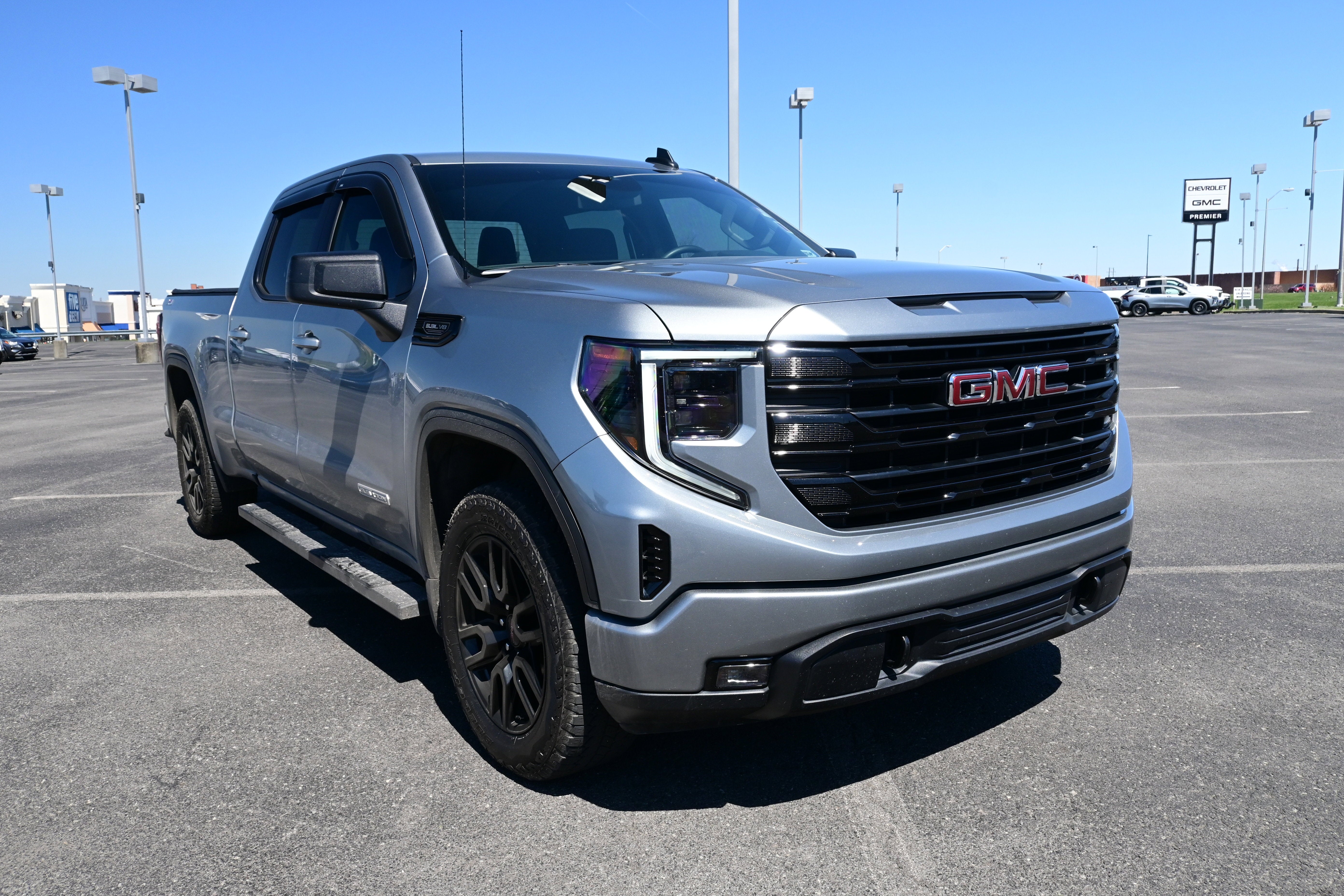 2024 GMC Sierra 1500 Elevation