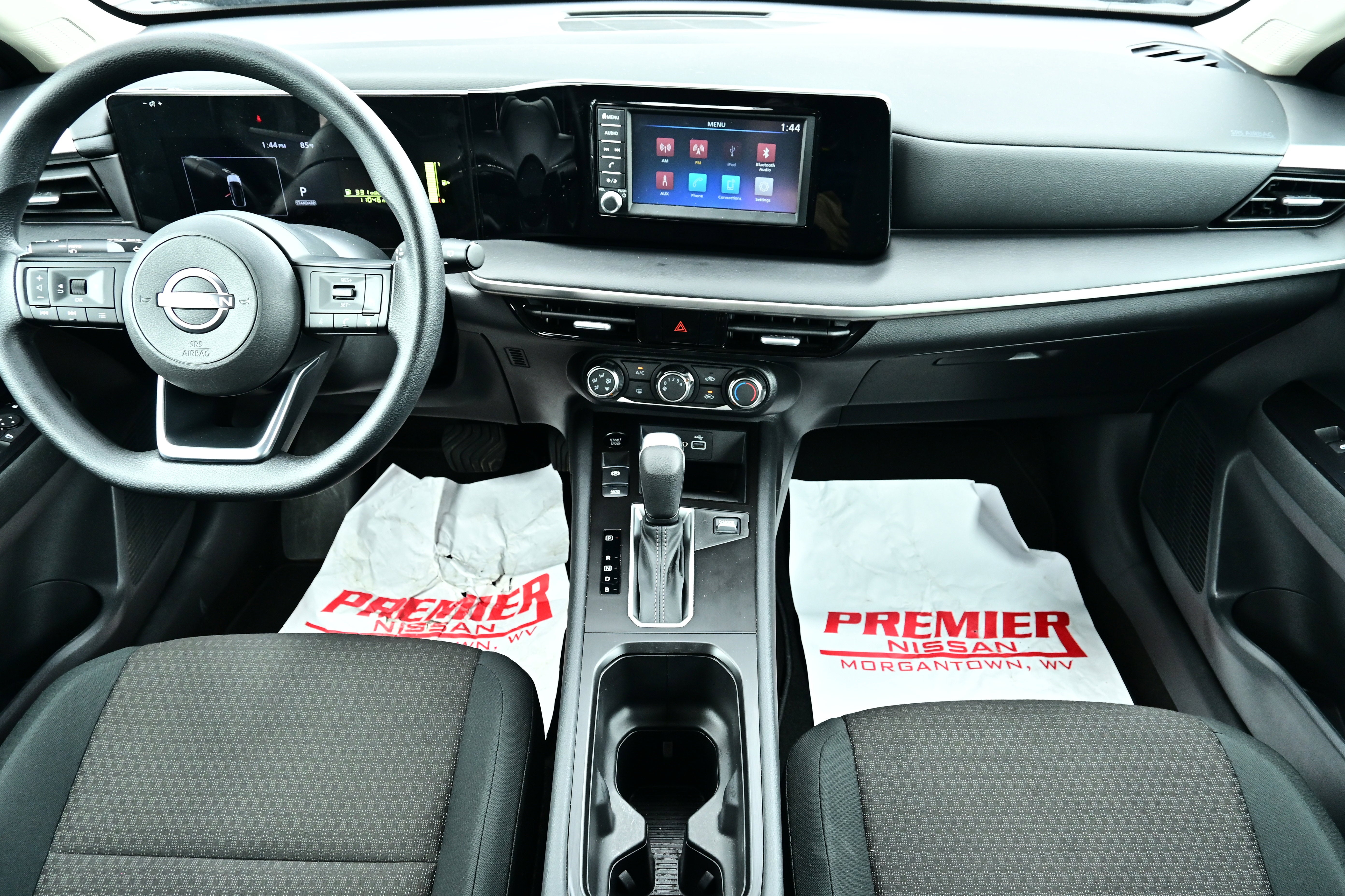 2025 Nissan Kicks S