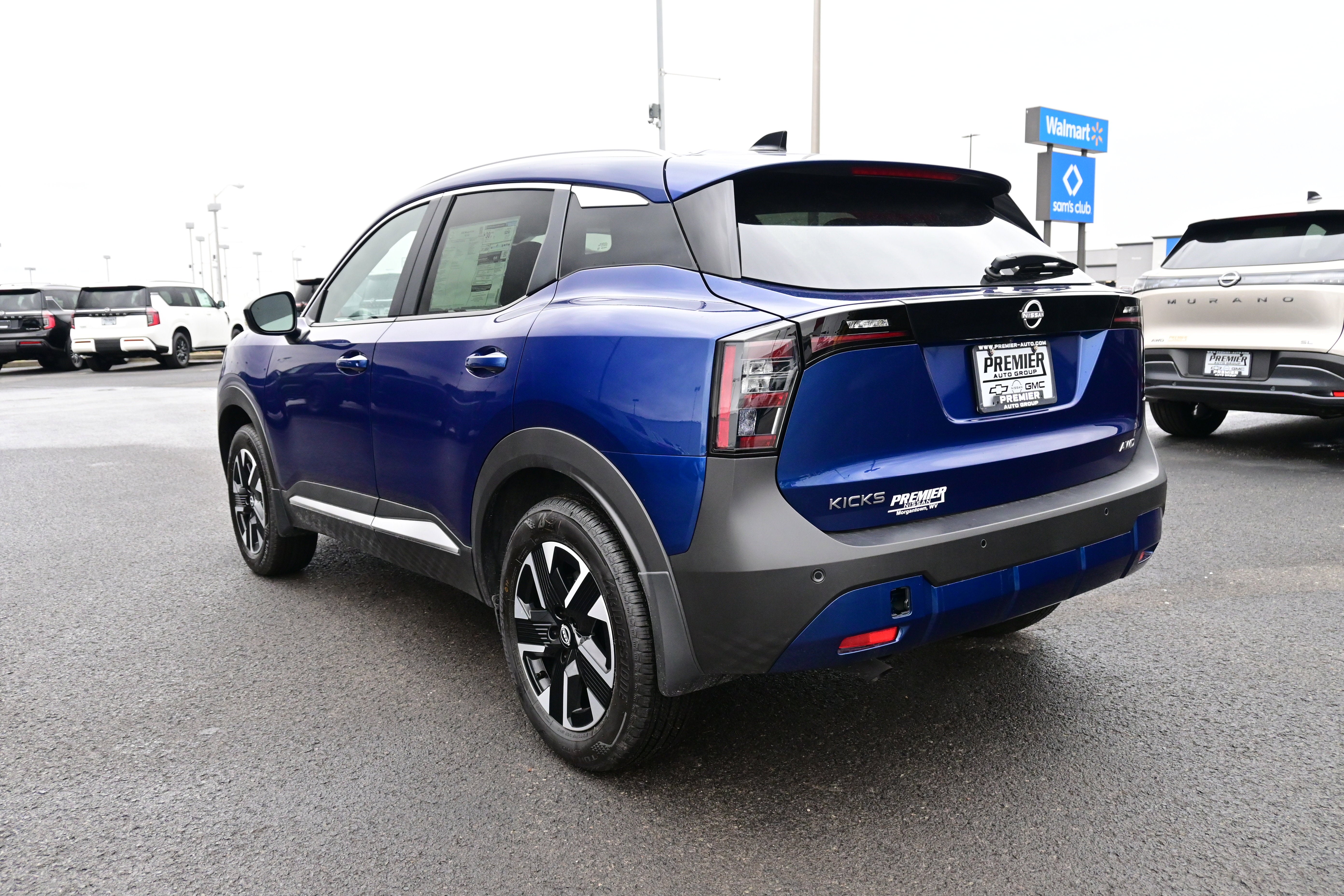 2026 Nissan Kicks SV