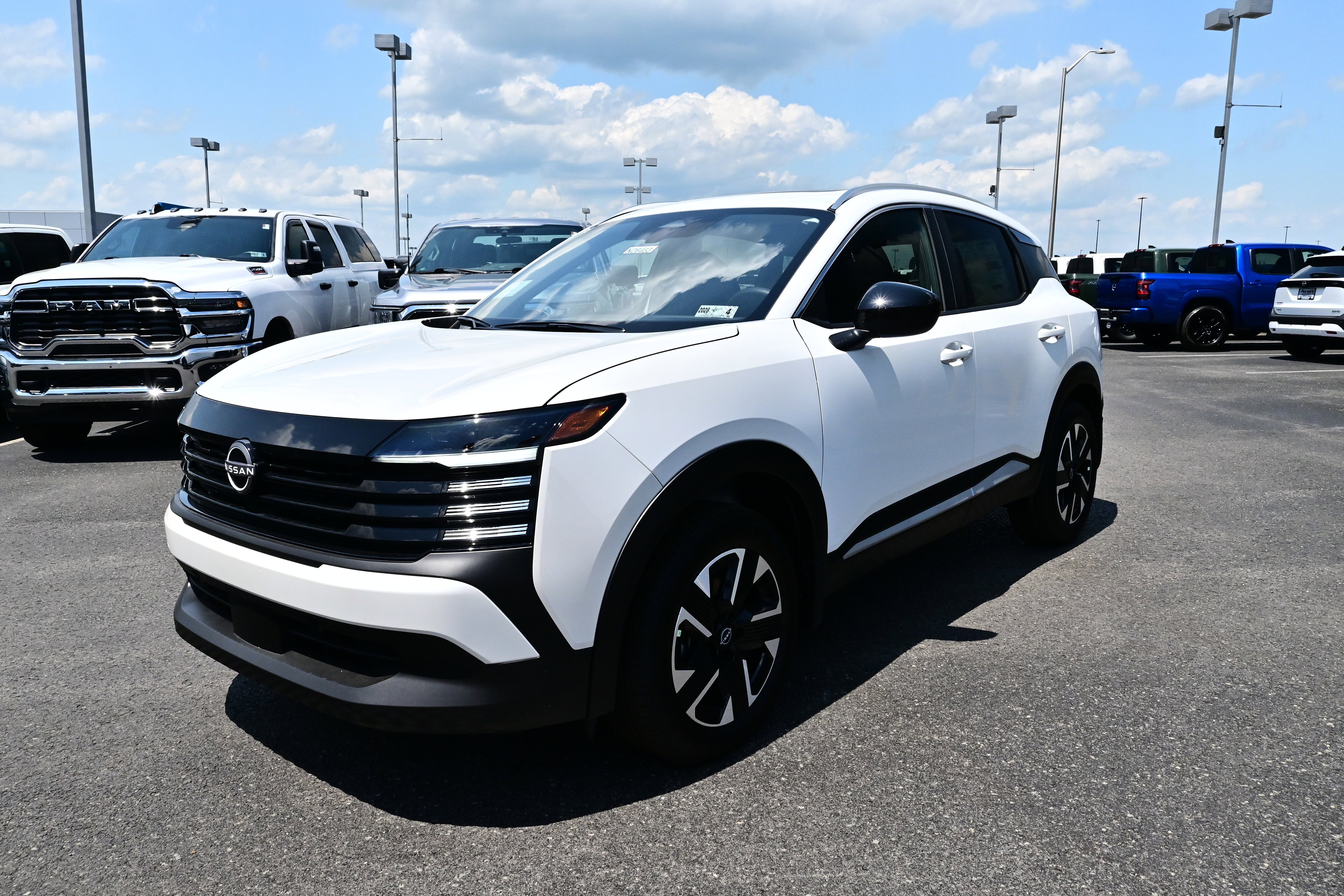 2026 Nissan Kicks SV