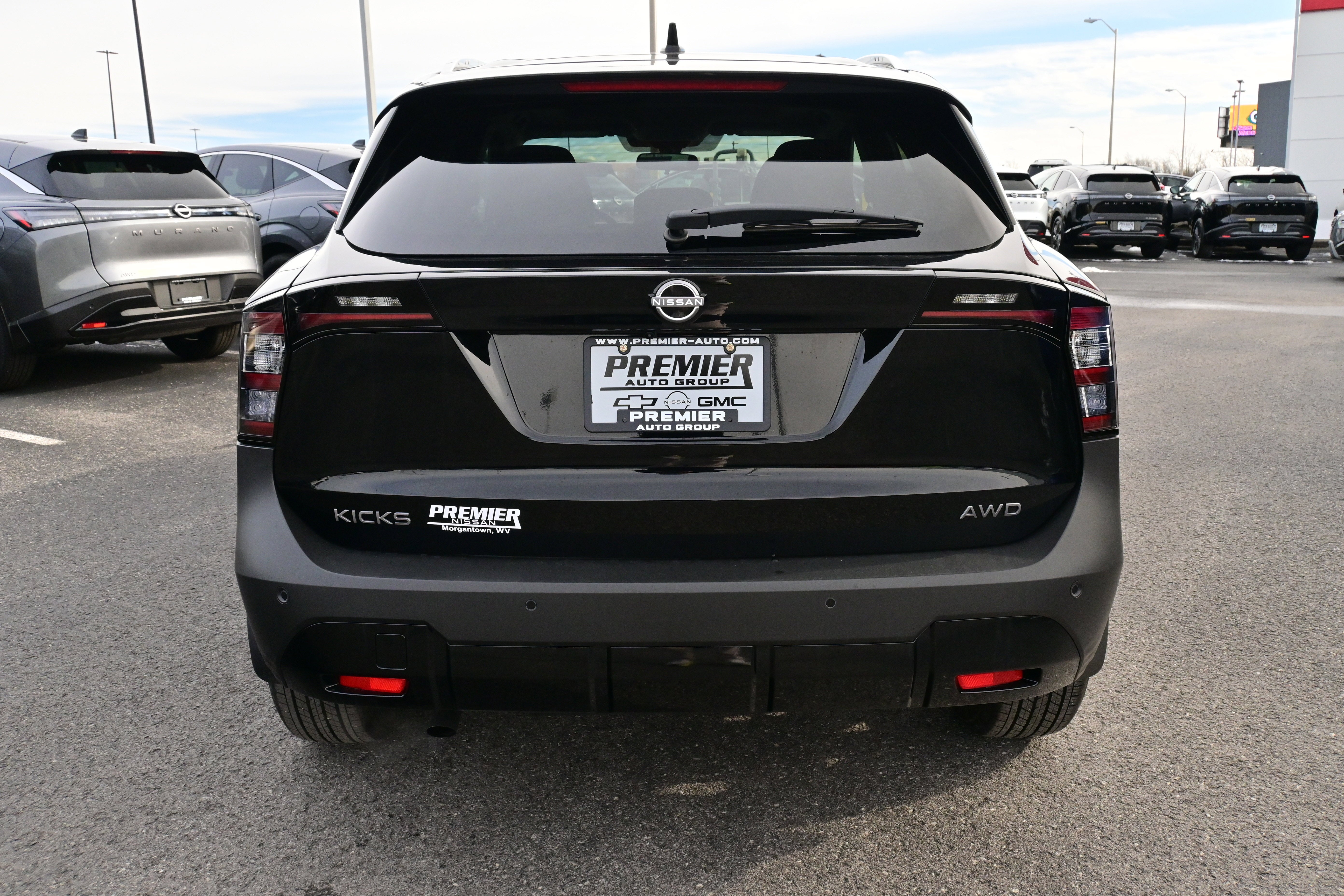 2026 Nissan Kicks SV