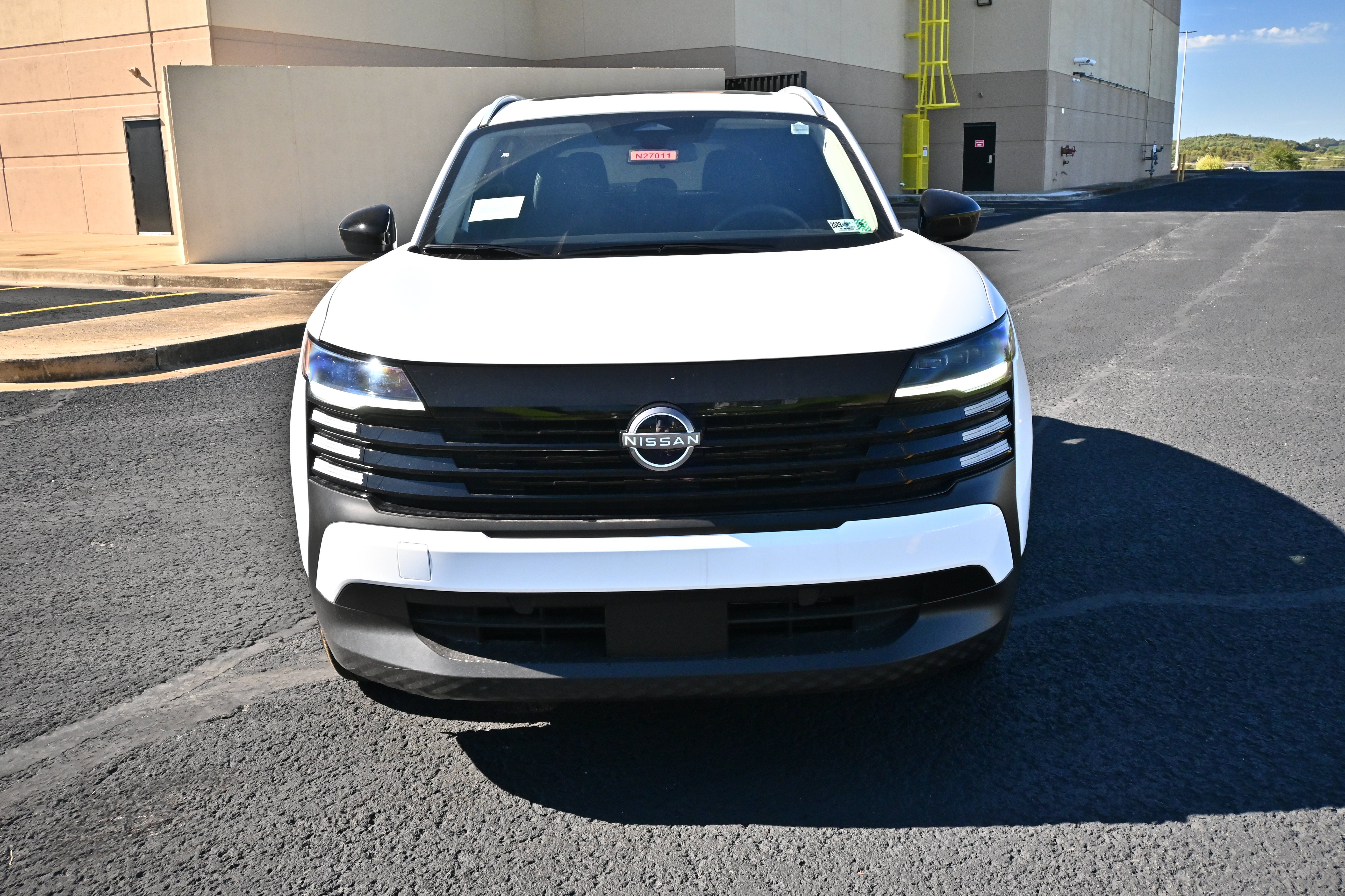 2027 Nissan Kicks SV