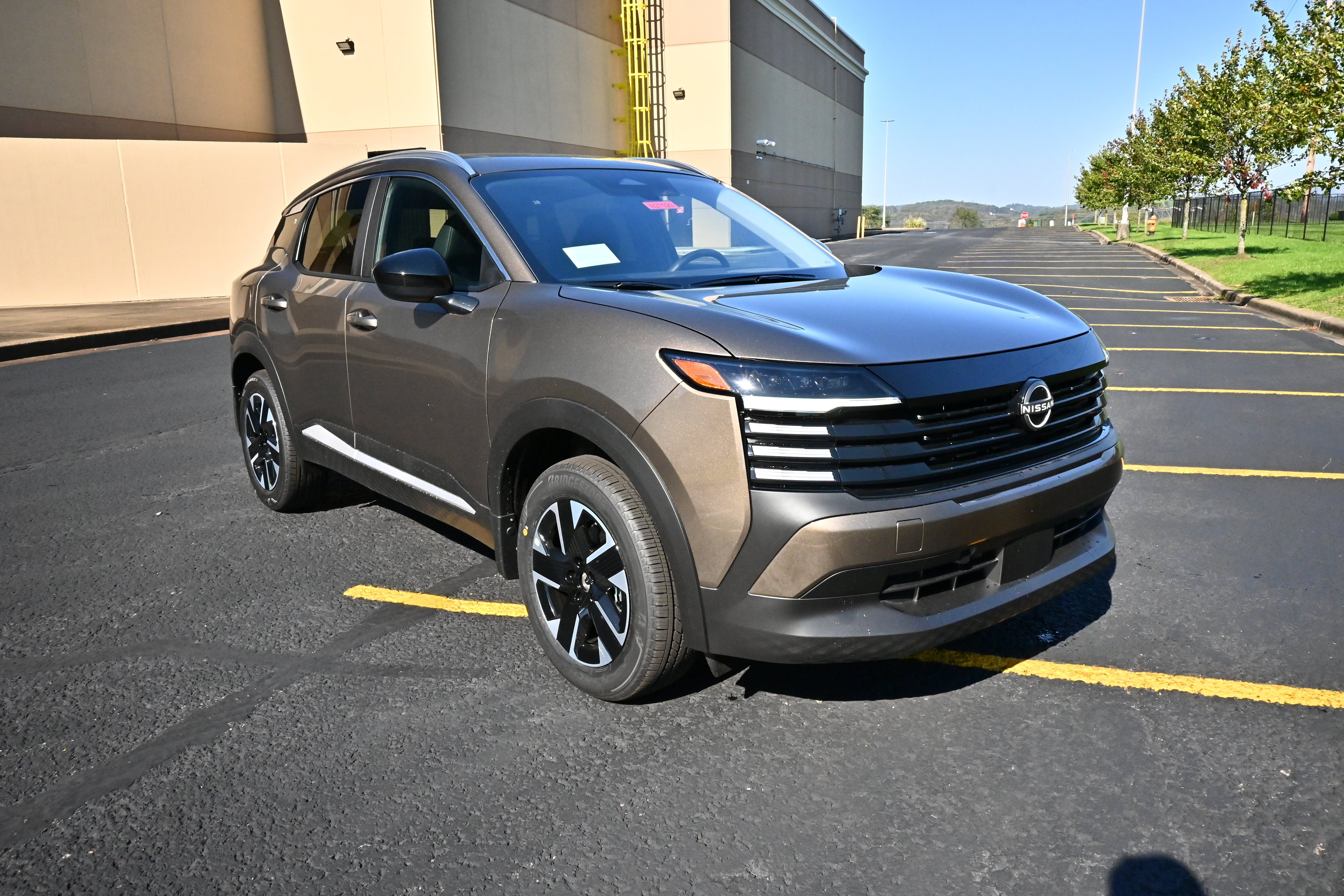 2027 Nissan Kicks SV