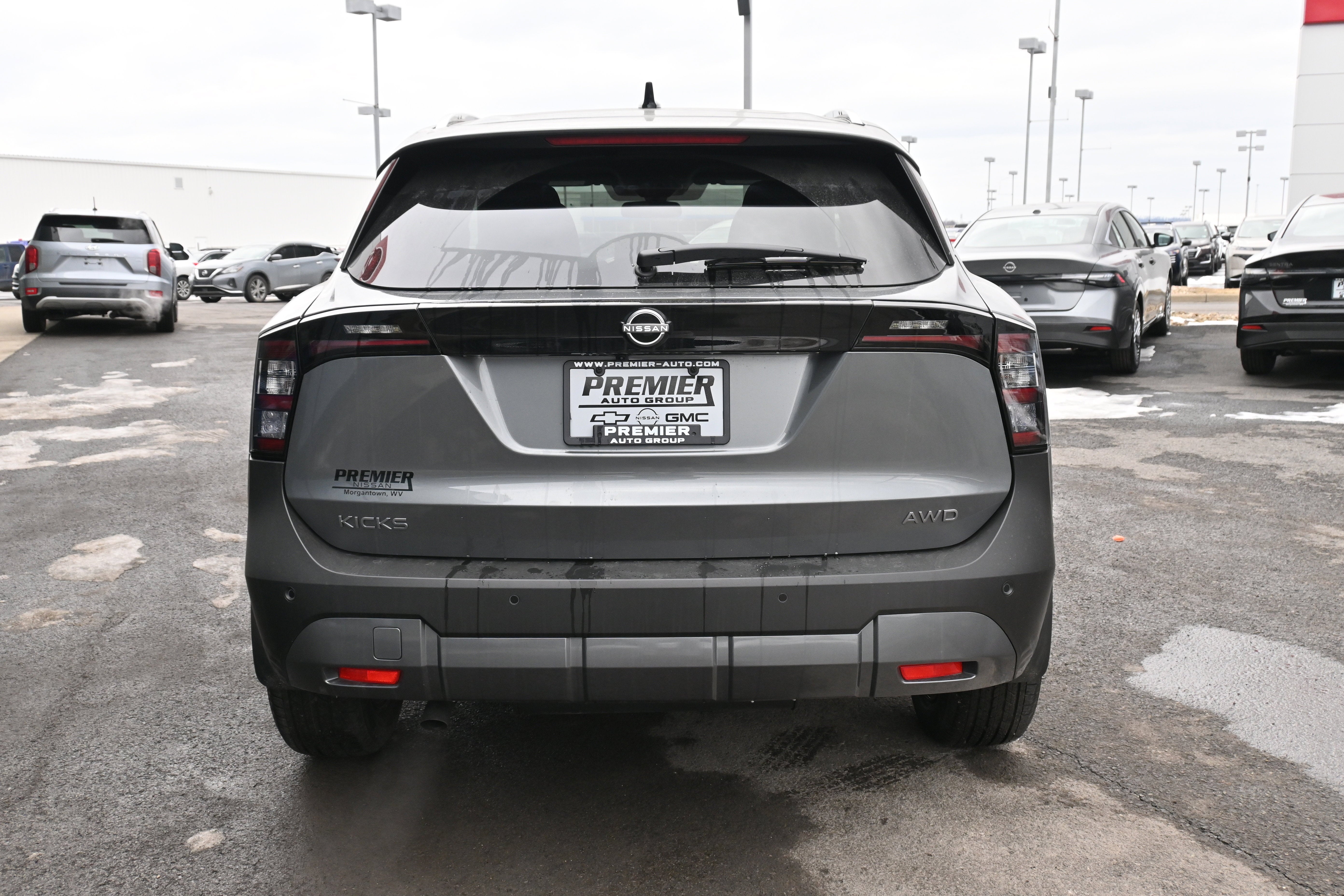 2026 Nissan Kicks SV