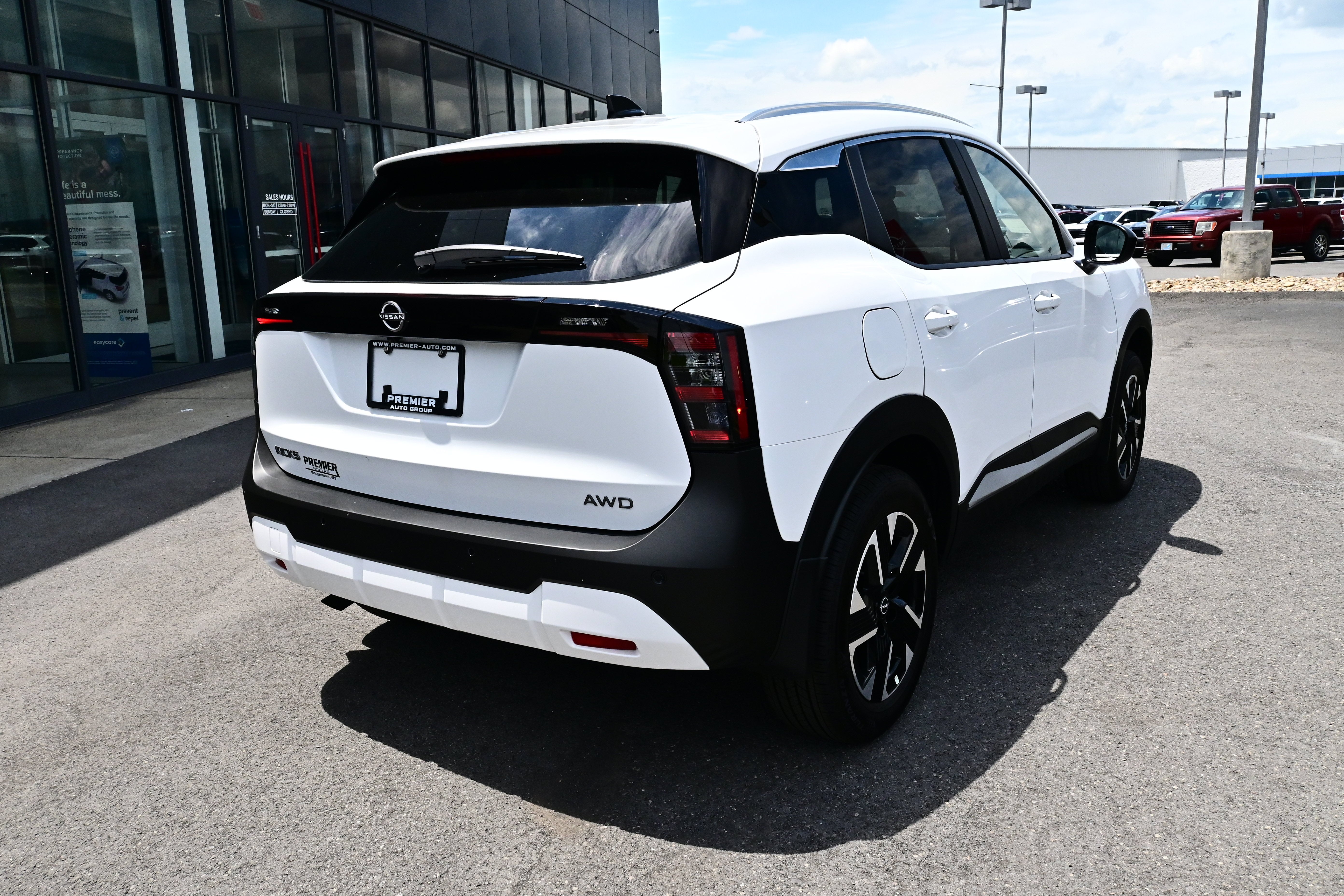 2026 Nissan Kicks SV