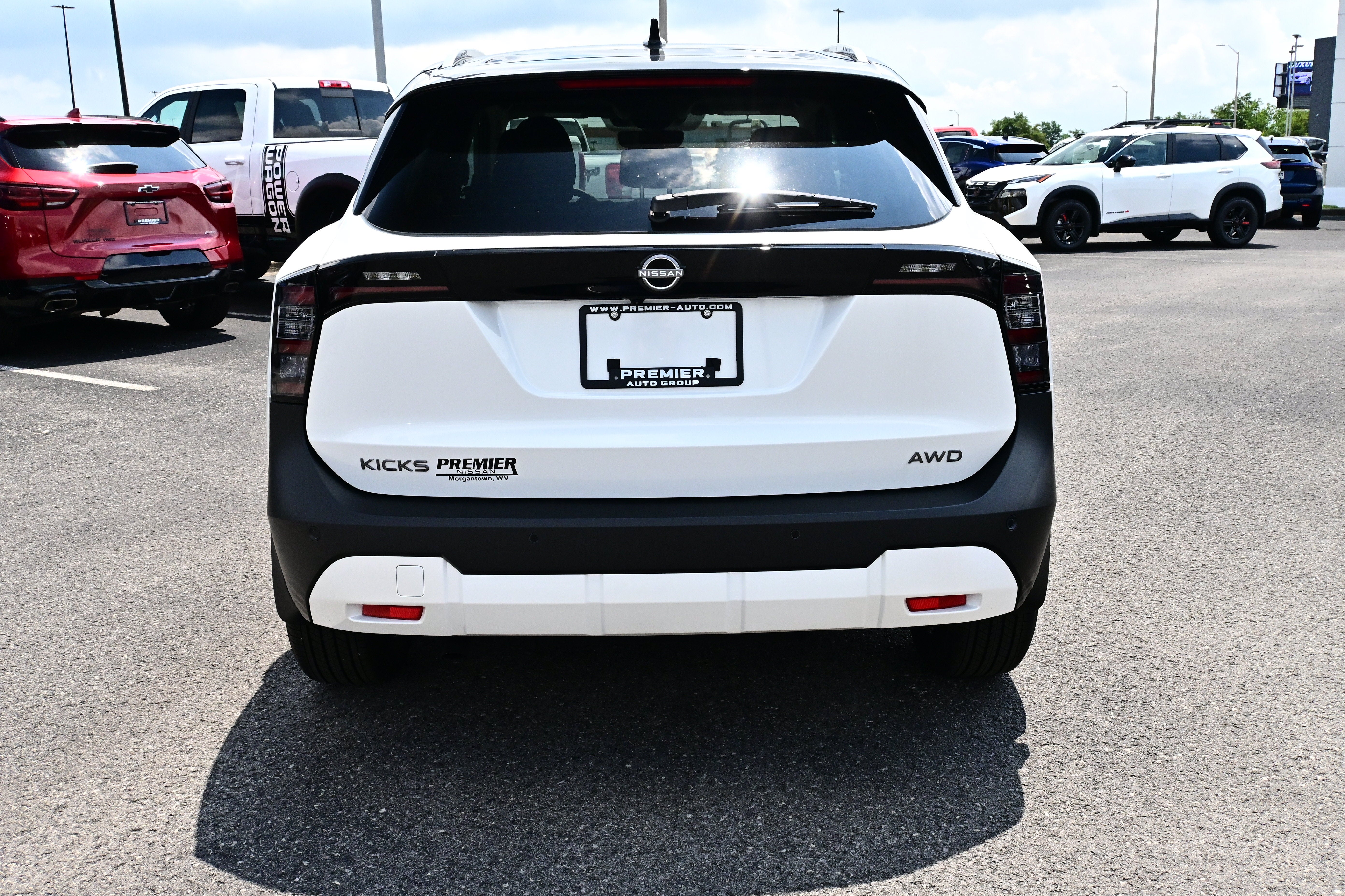 2026 Nissan Kicks SV