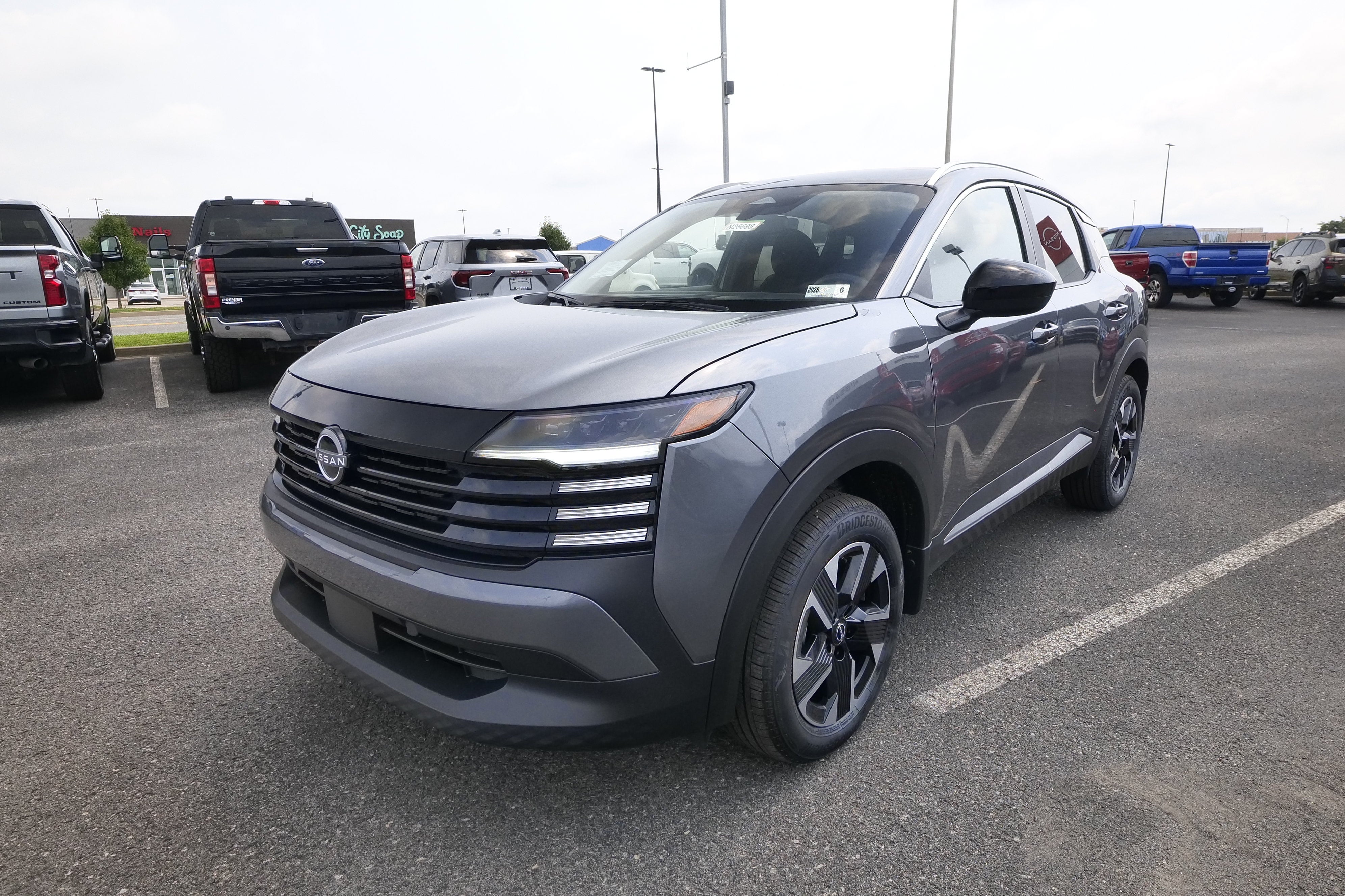 2026 Nissan Kicks SV