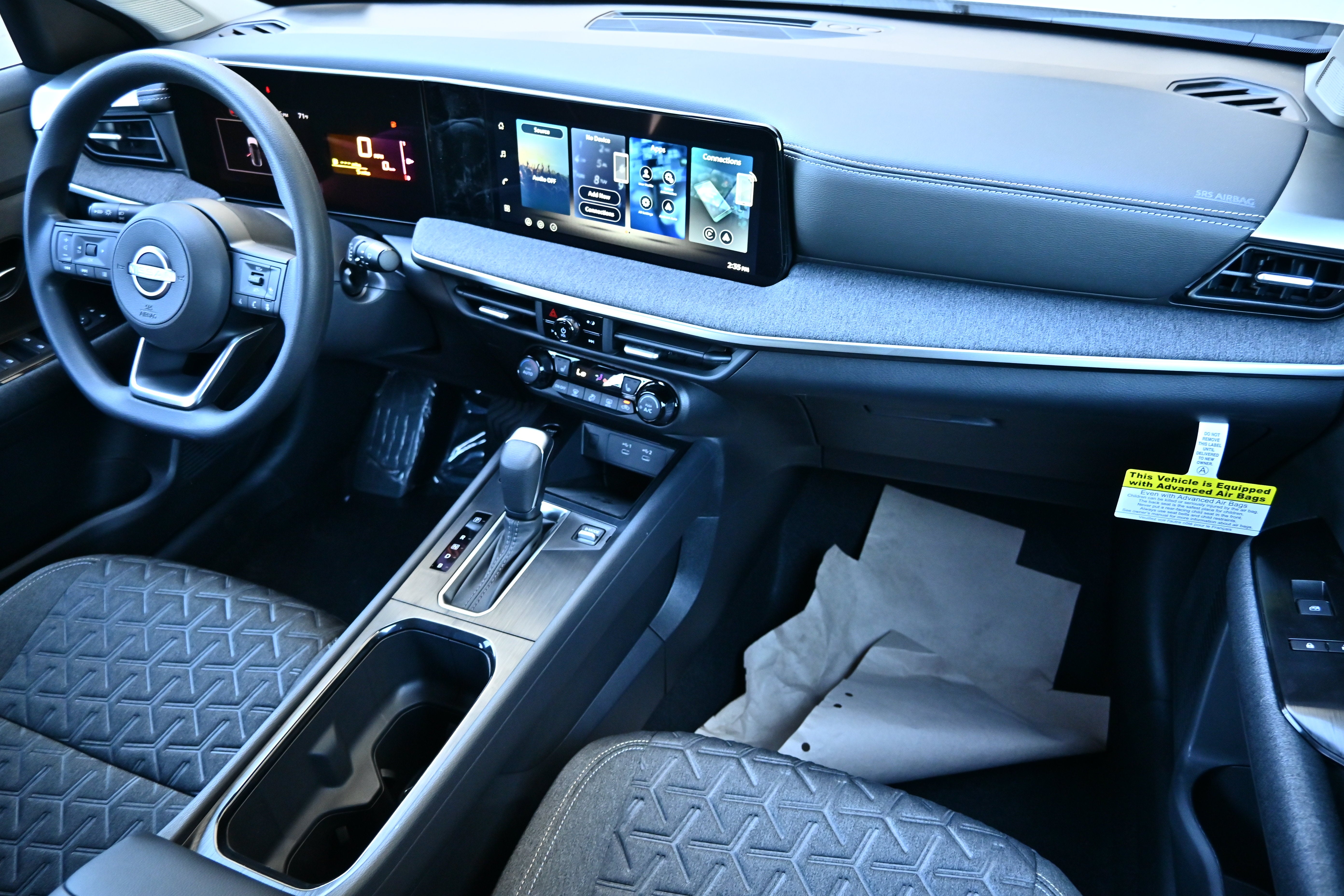 2027 Nissan Kicks SV