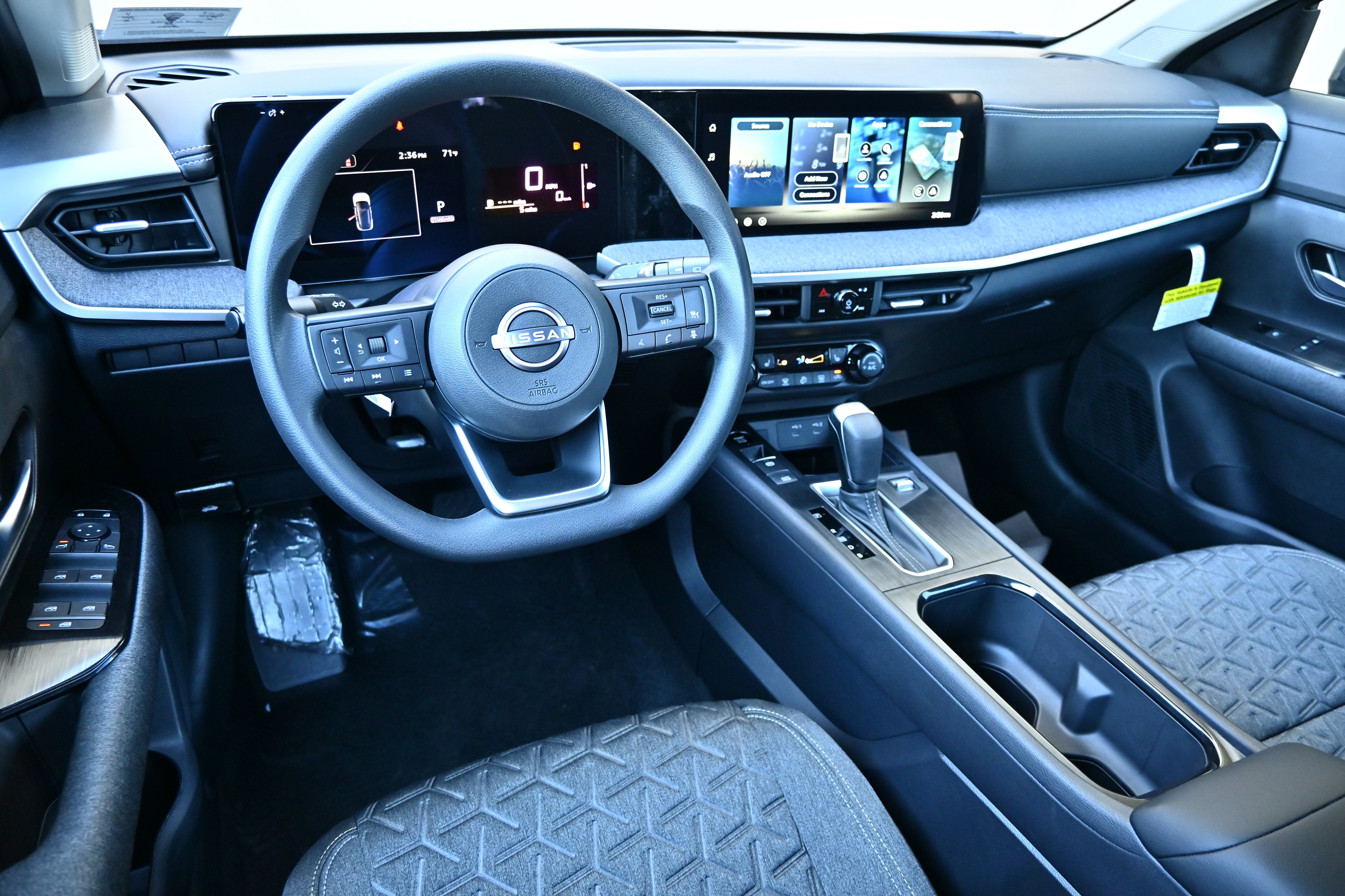 2027 Nissan Kicks SV