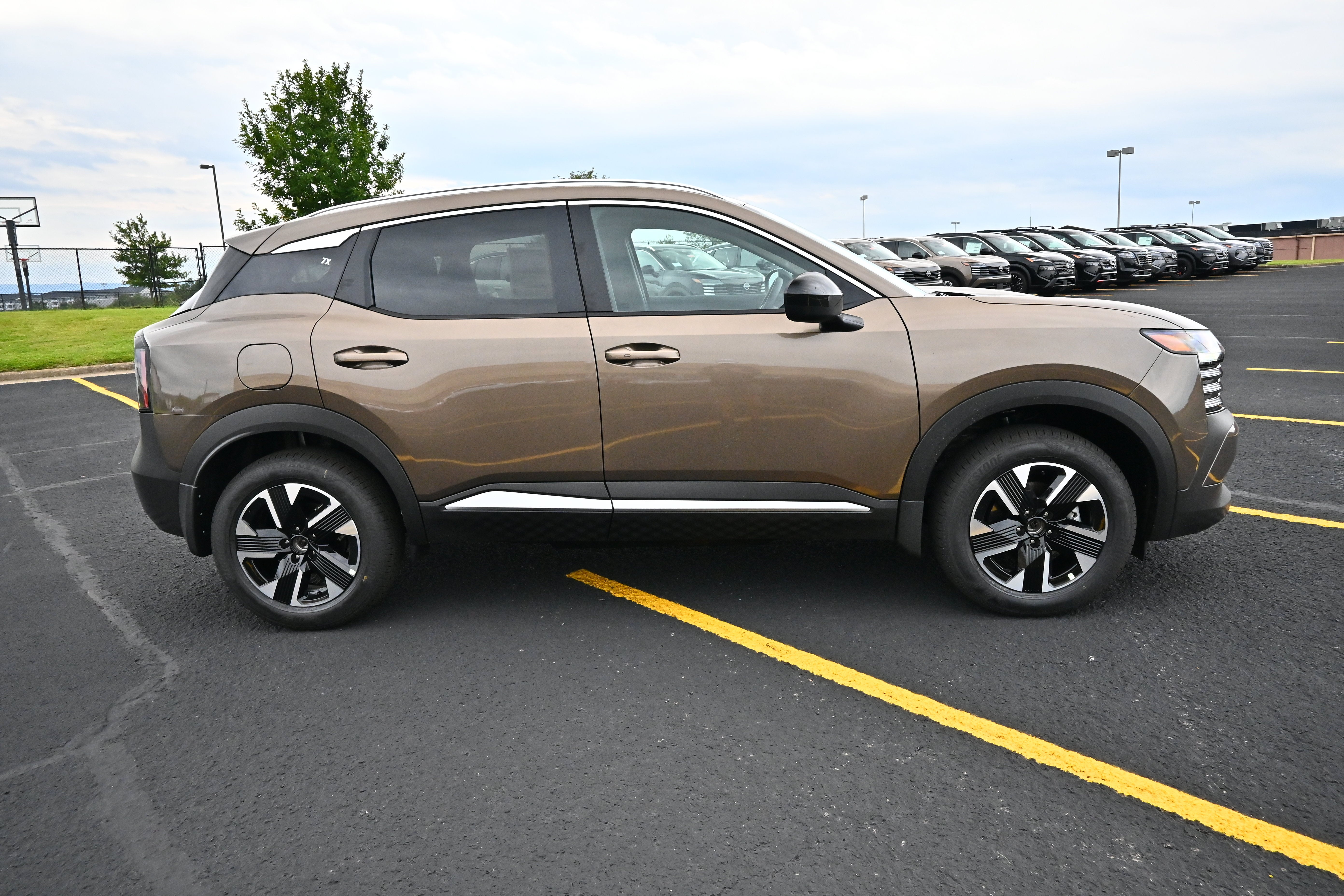 2027 Nissan Kicks SV