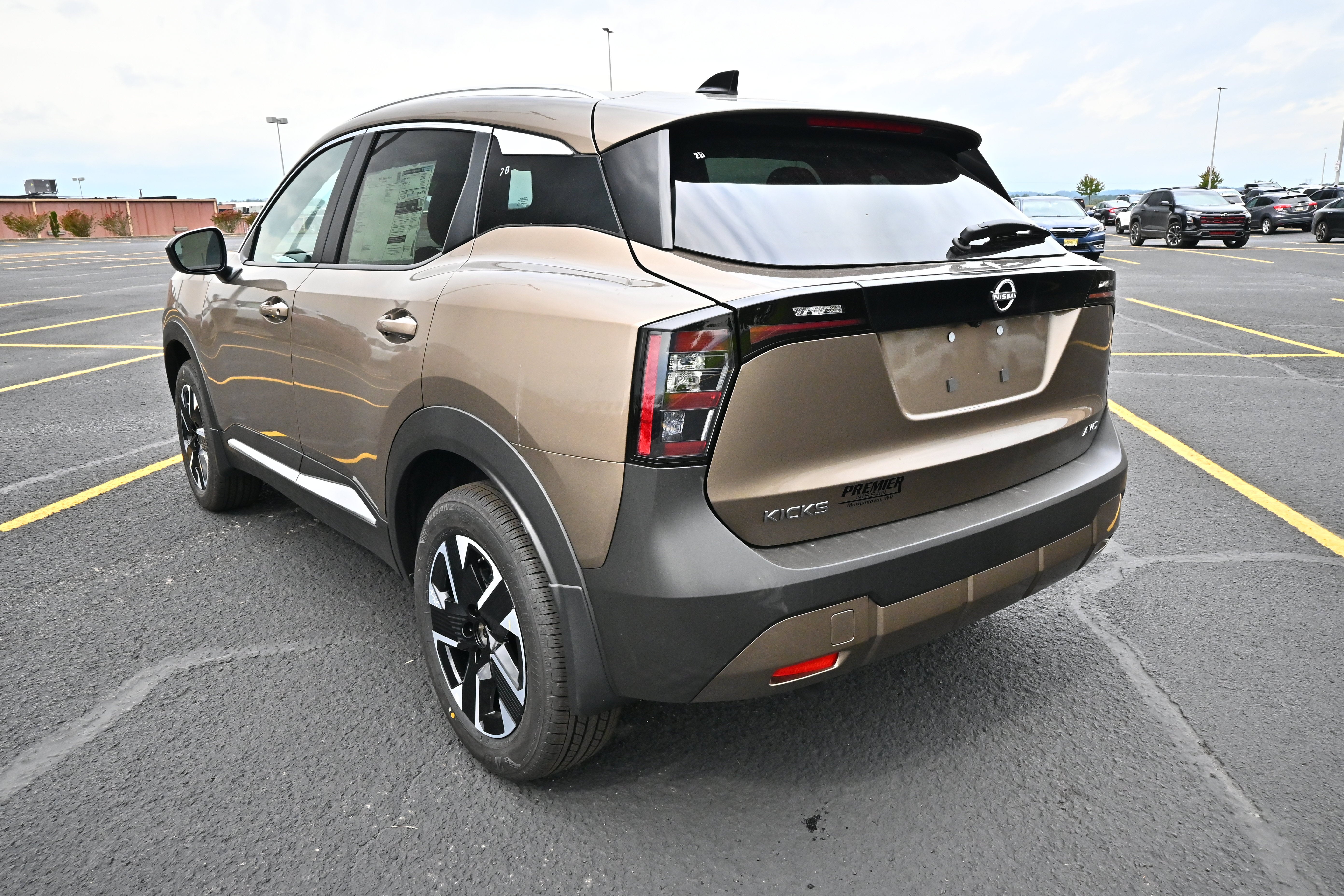 2027 Nissan Kicks SV