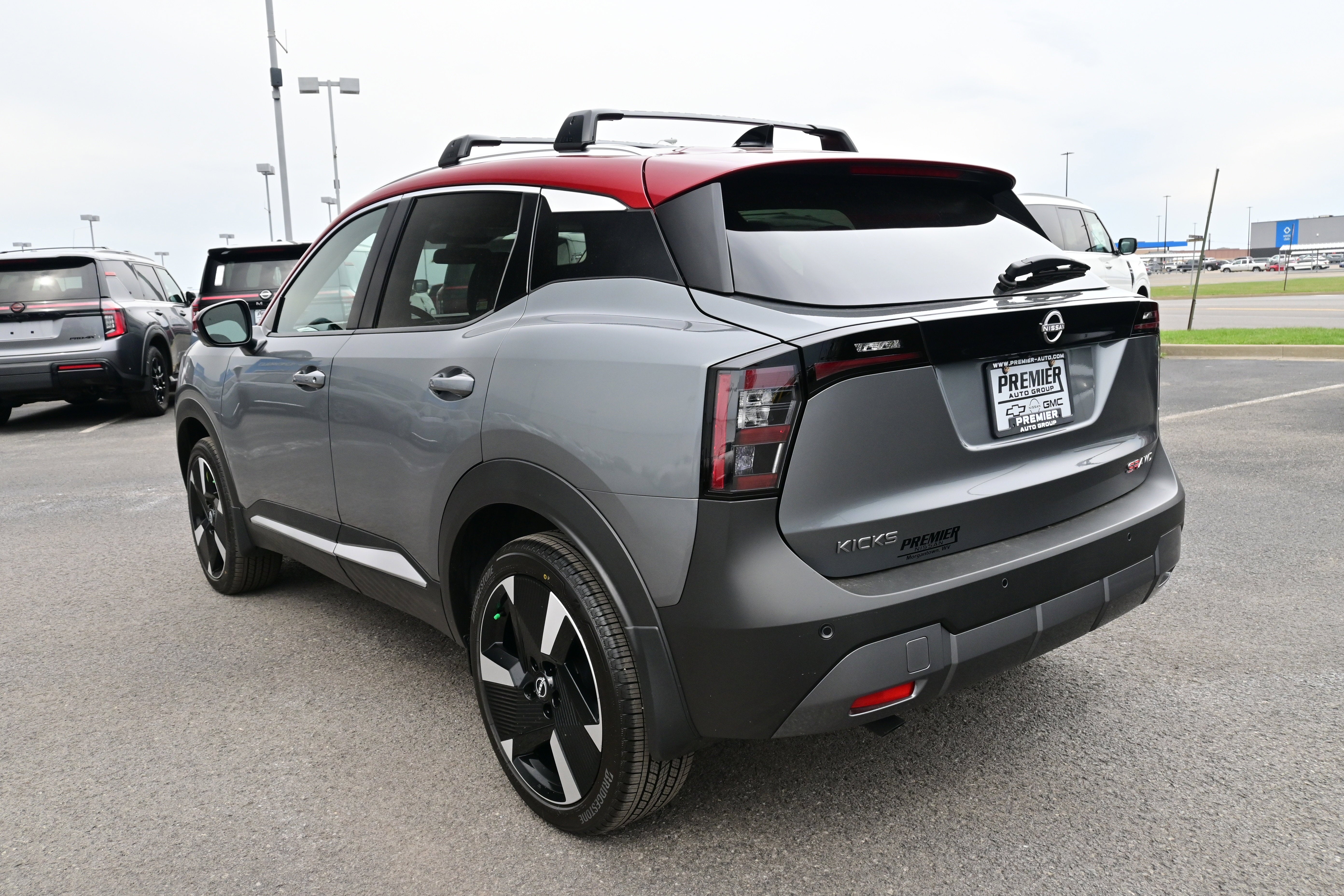 2026 Nissan Kicks SR