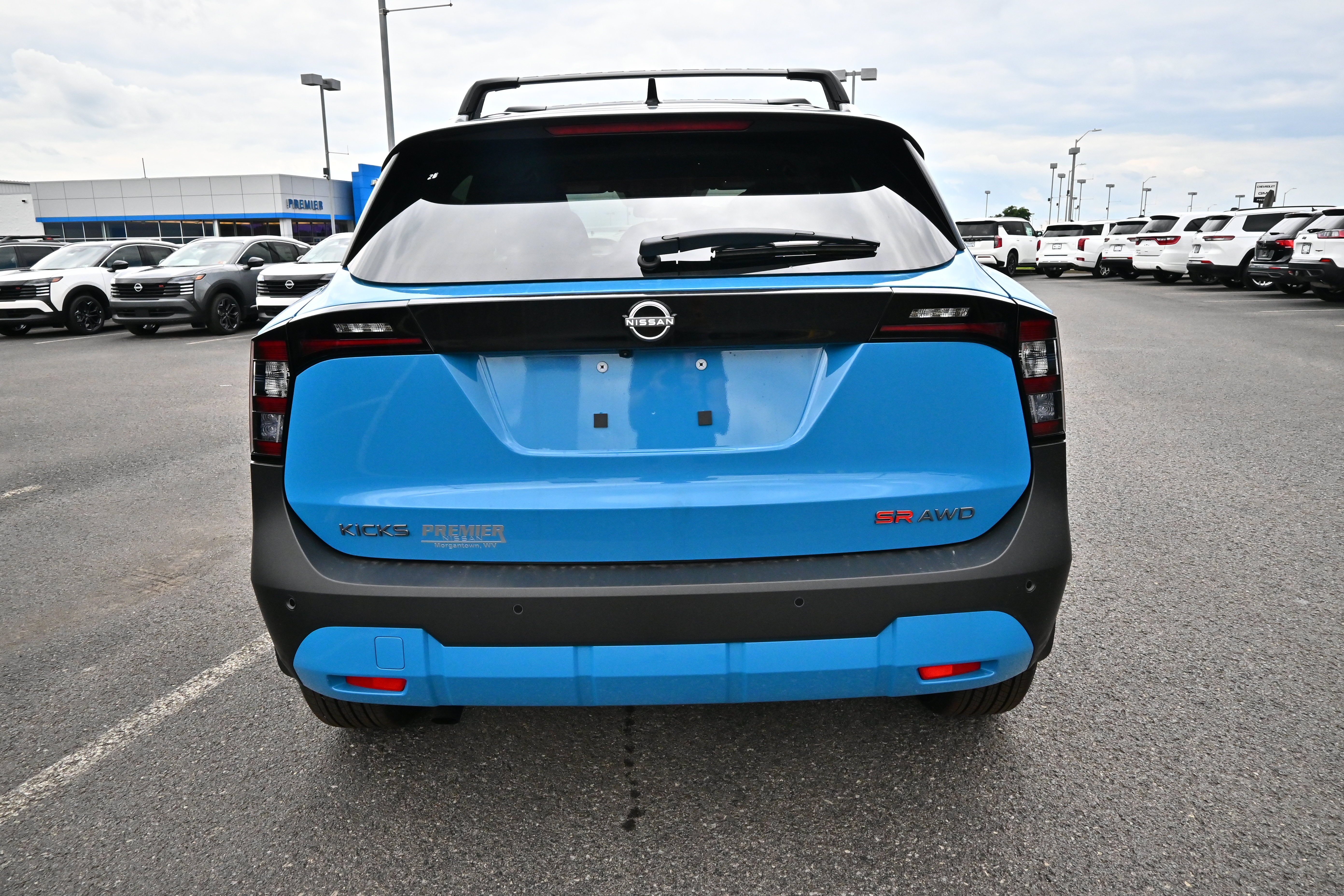 2026 Nissan Kicks SR