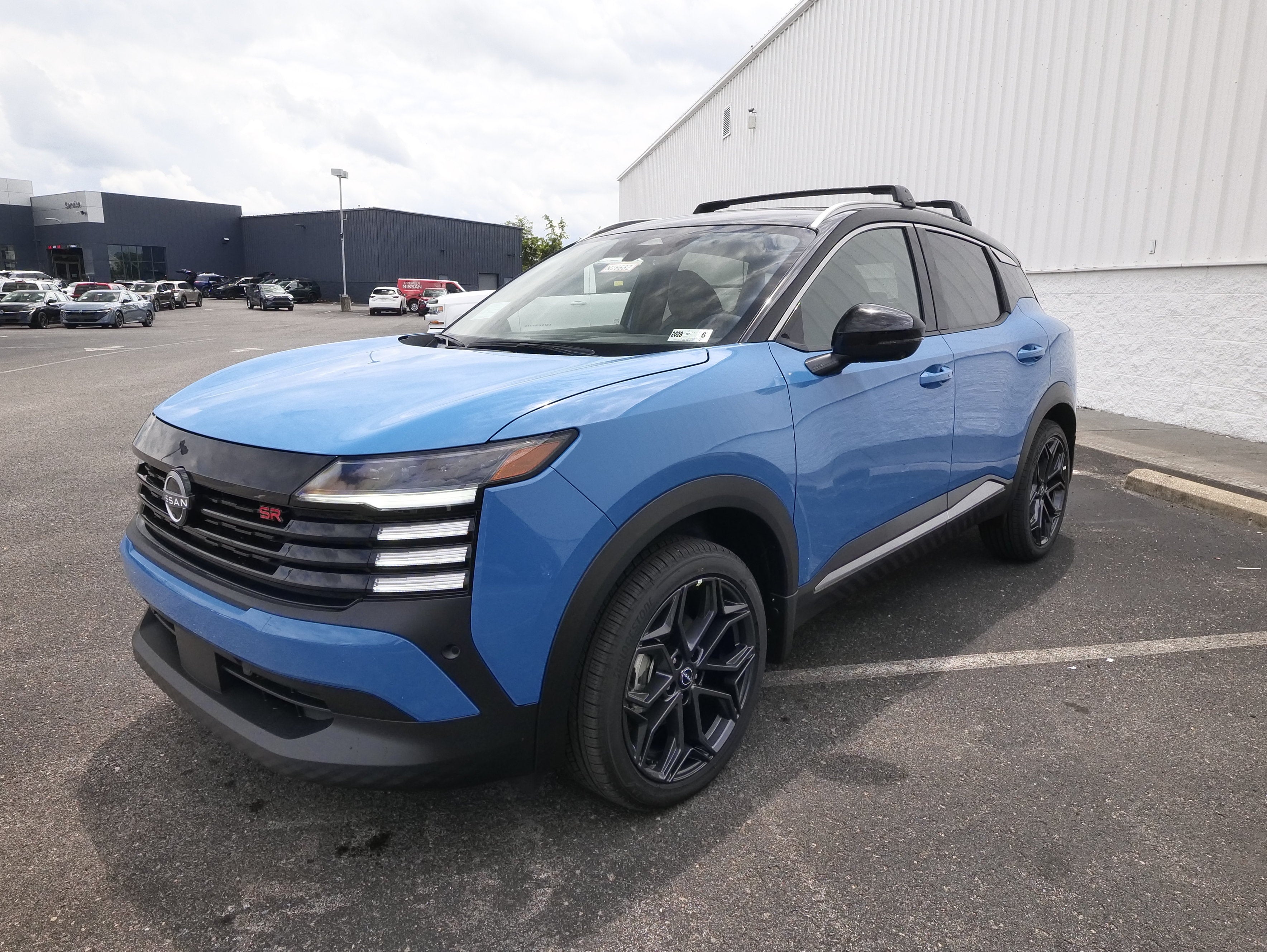 2026 Nissan Kicks SR