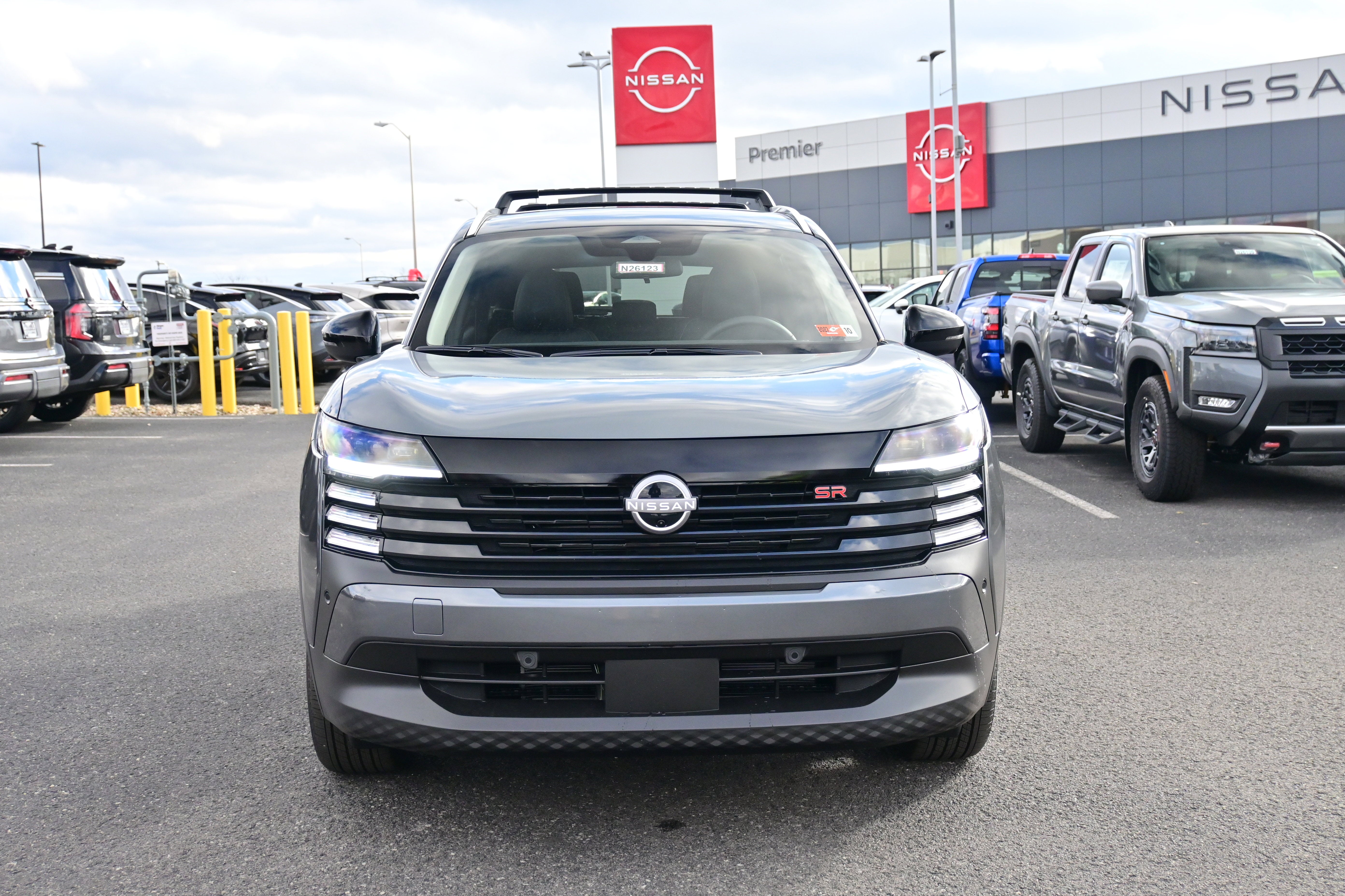 2026 Nissan Kicks SR