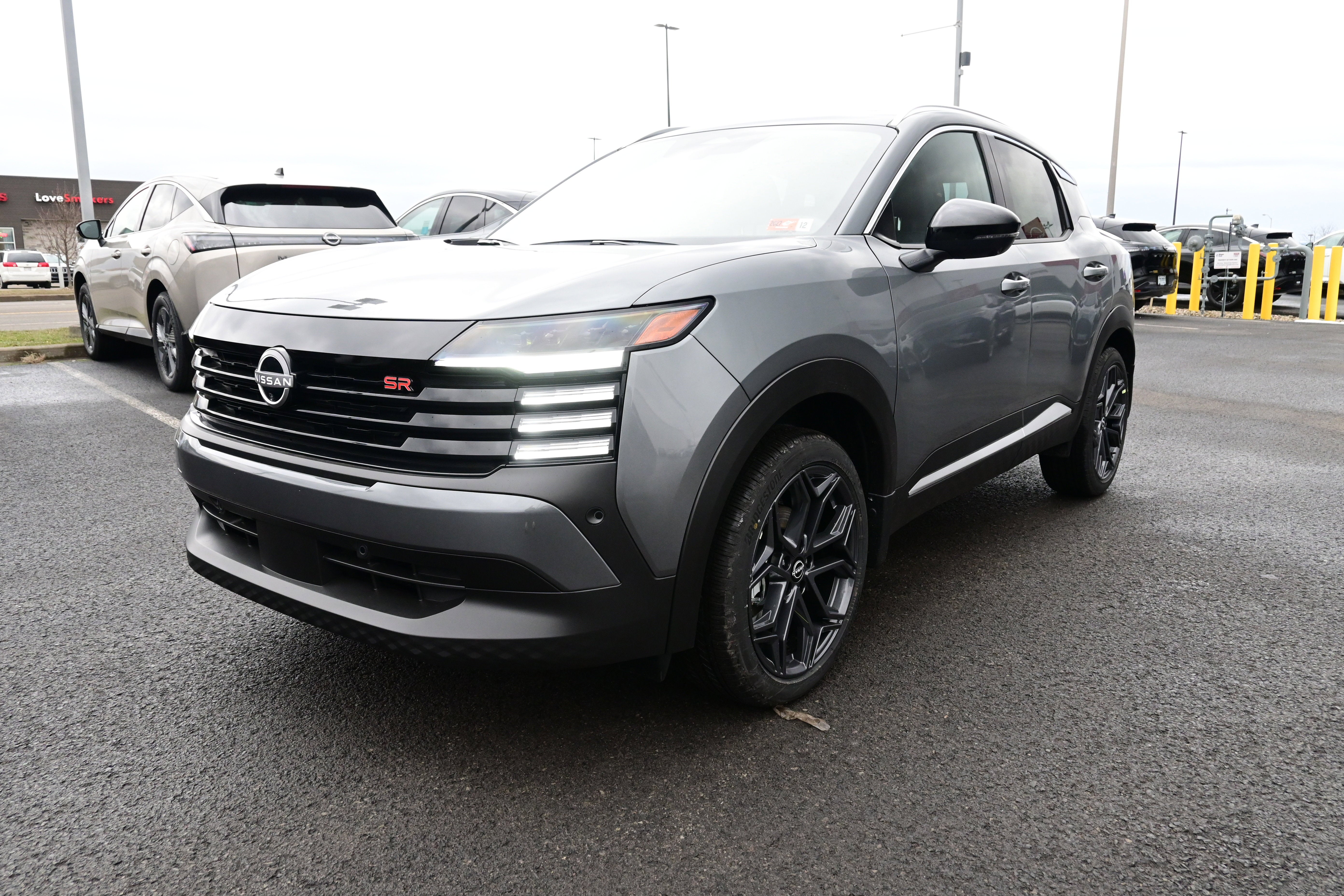 2026 Nissan Kicks SR