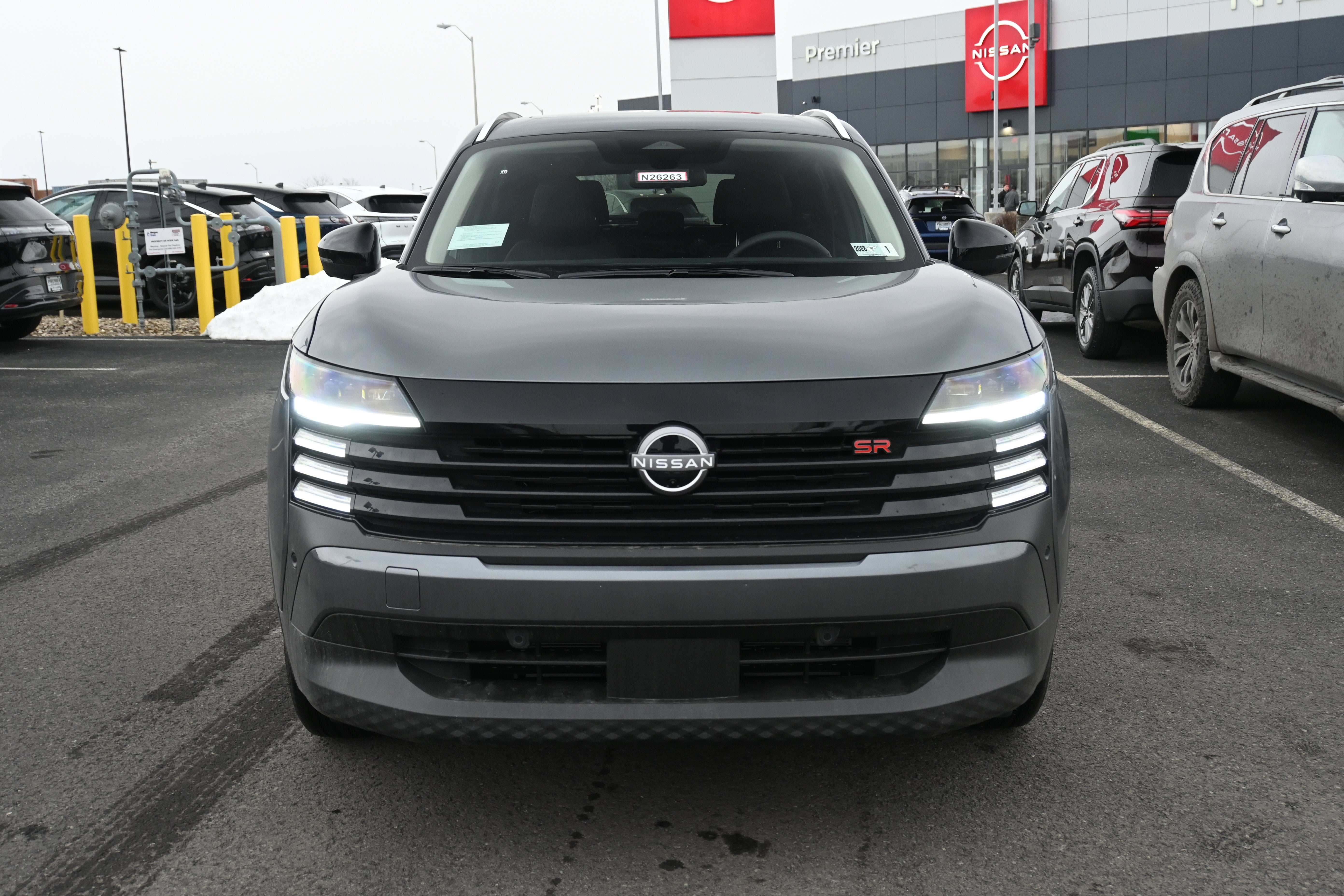 2026 Nissan Kicks SR