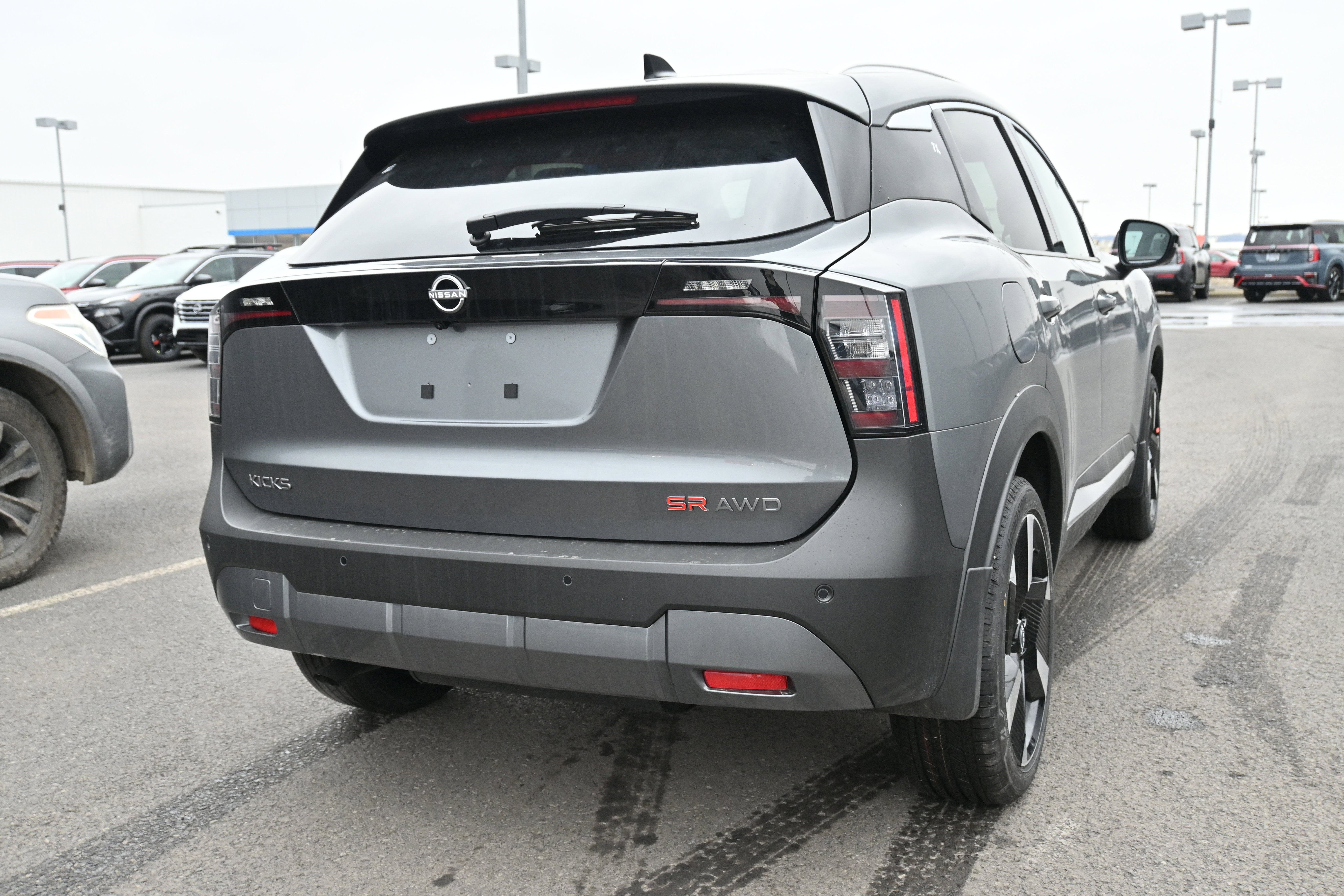 2026 Nissan Kicks SR