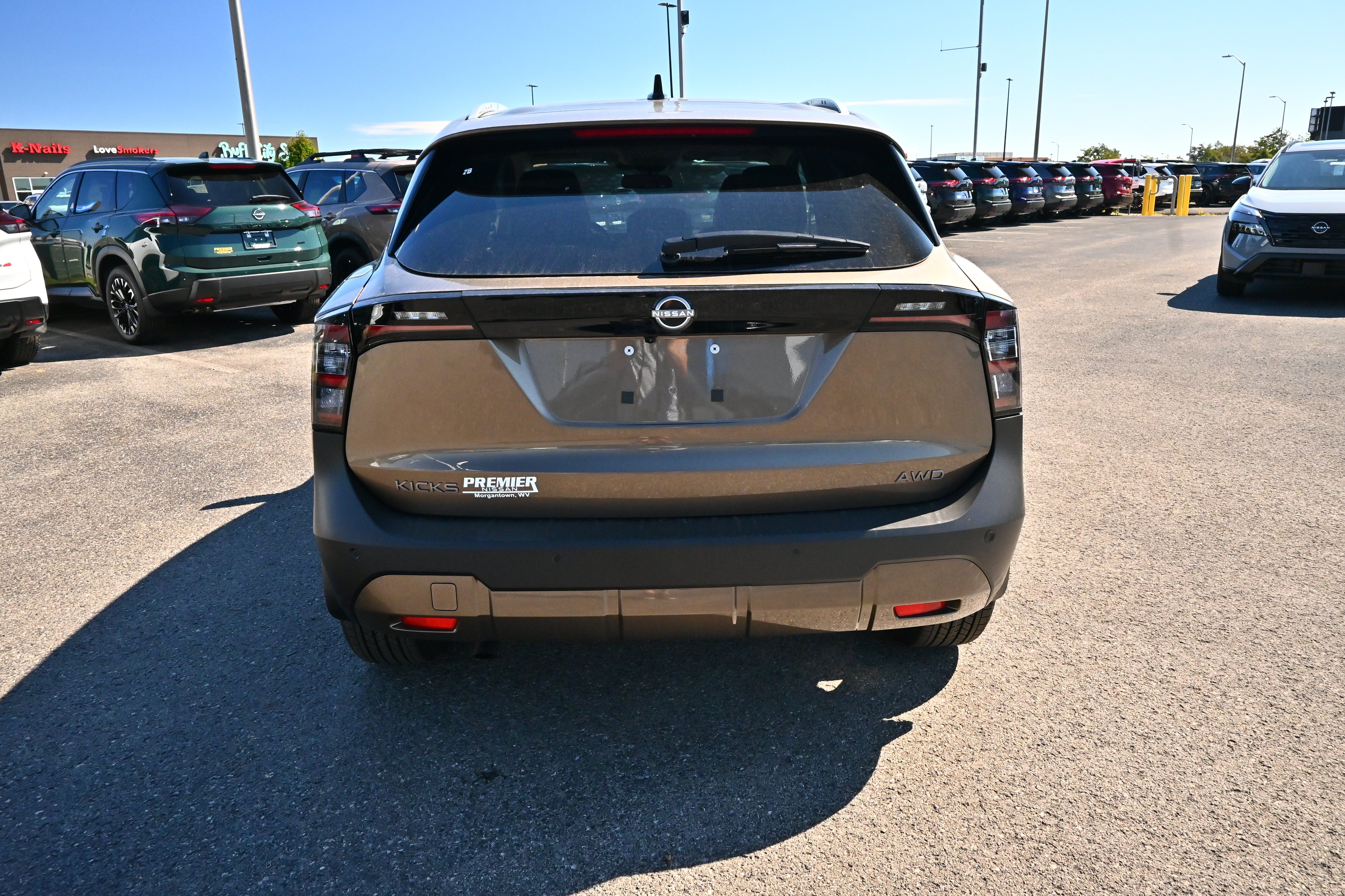 2027 Nissan Kicks SR
