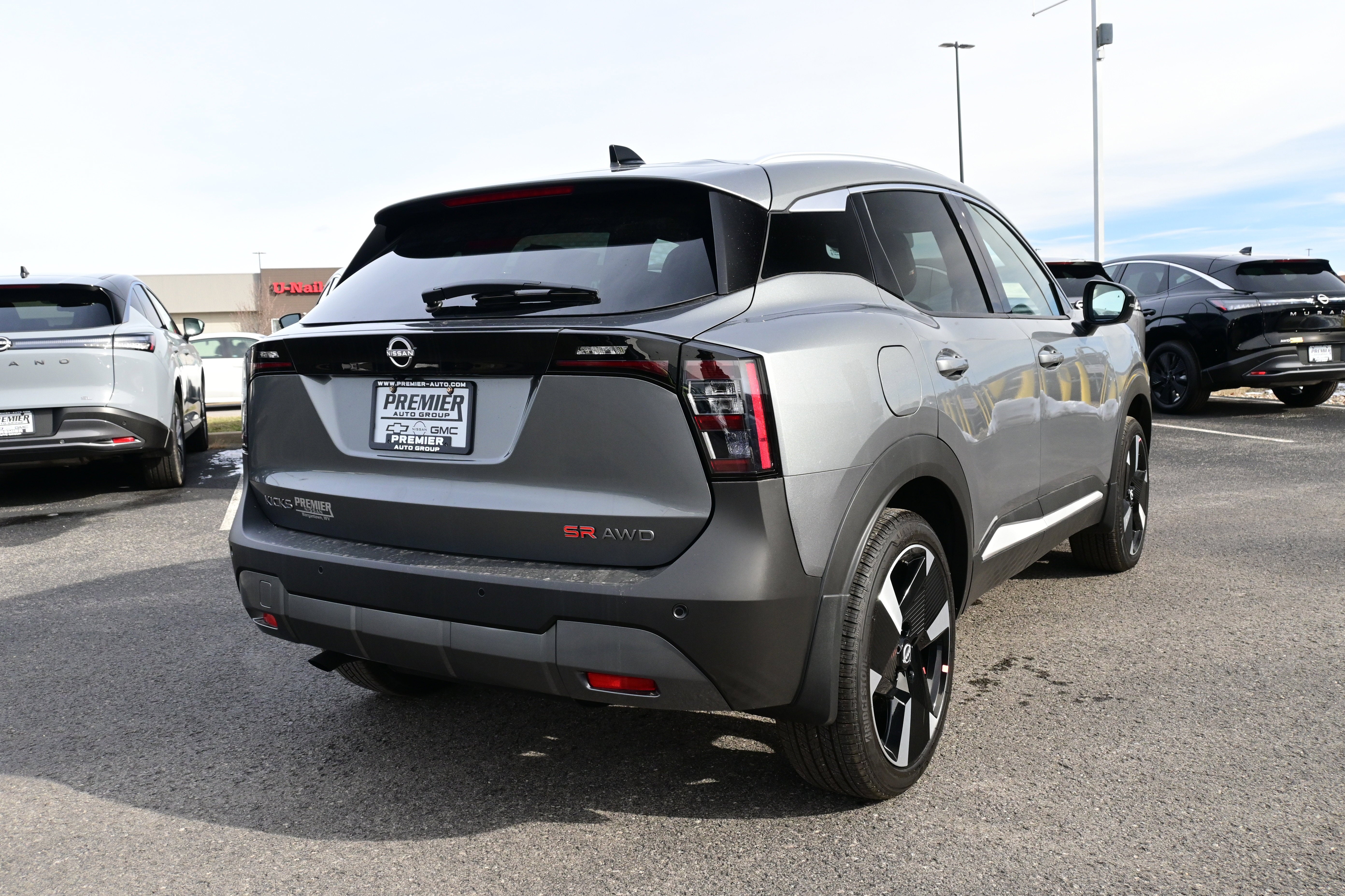 2026 Nissan Kicks SR