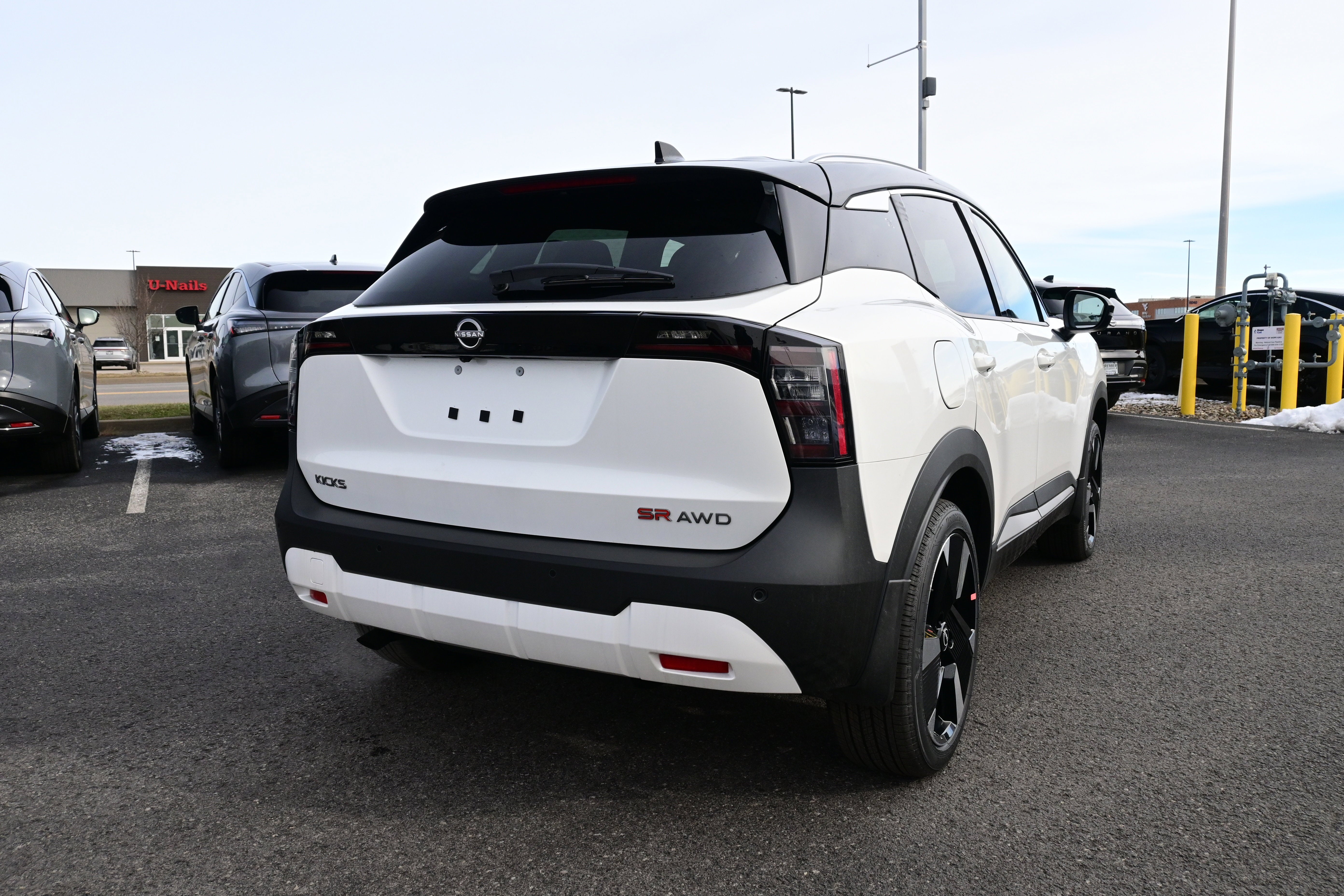 2026 Nissan Kicks SR