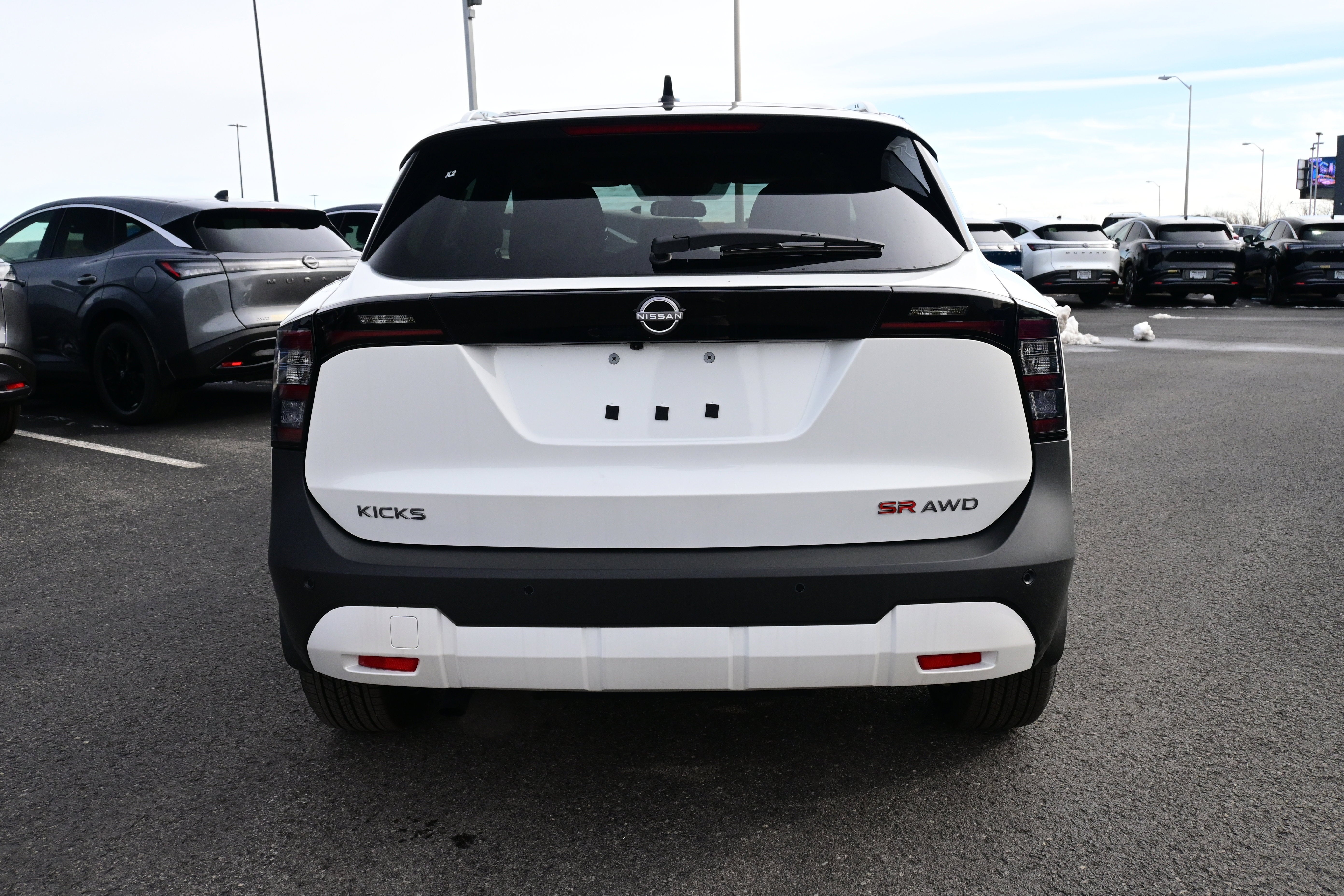 2026 Nissan Kicks SR