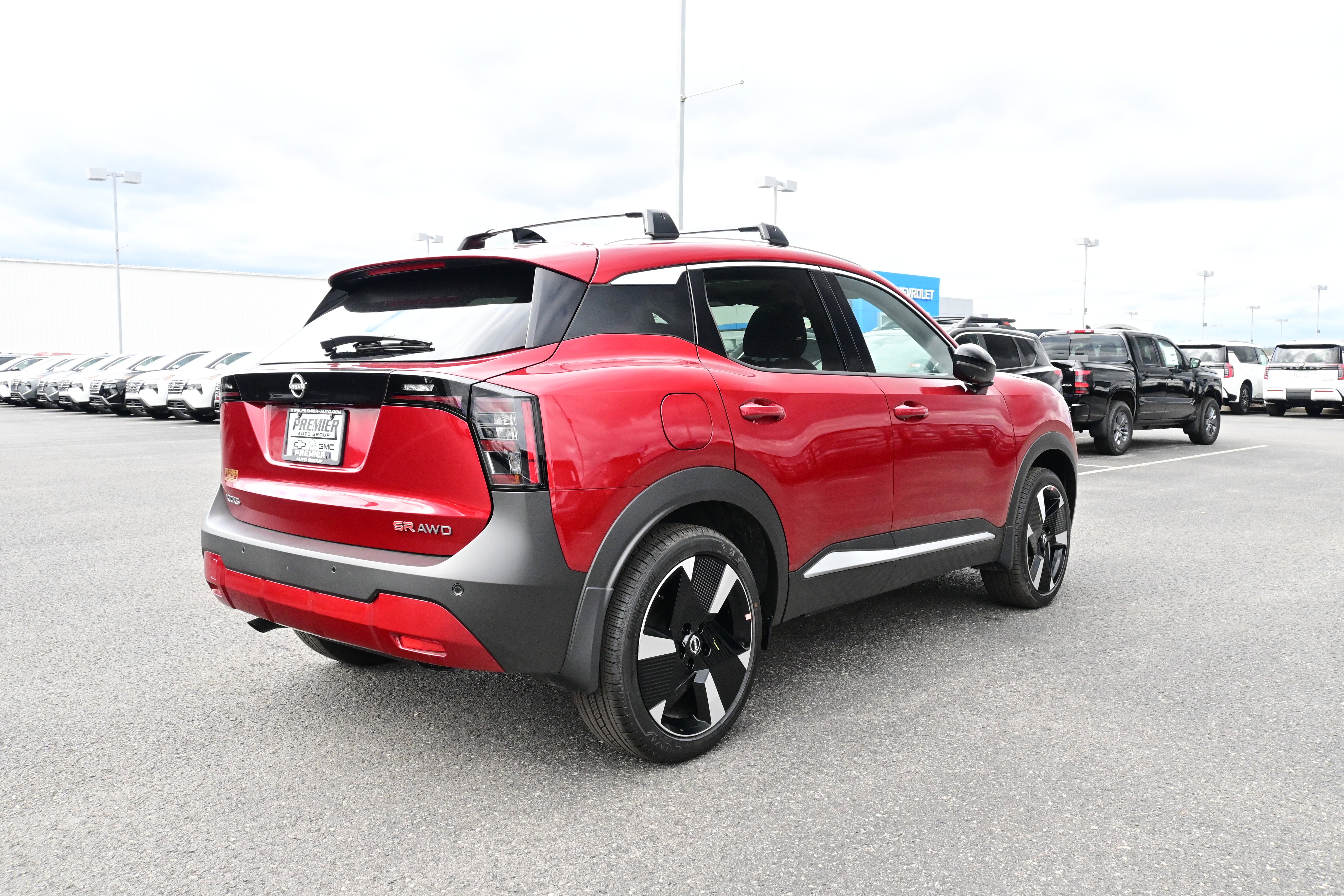 2026 Nissan Kicks SR