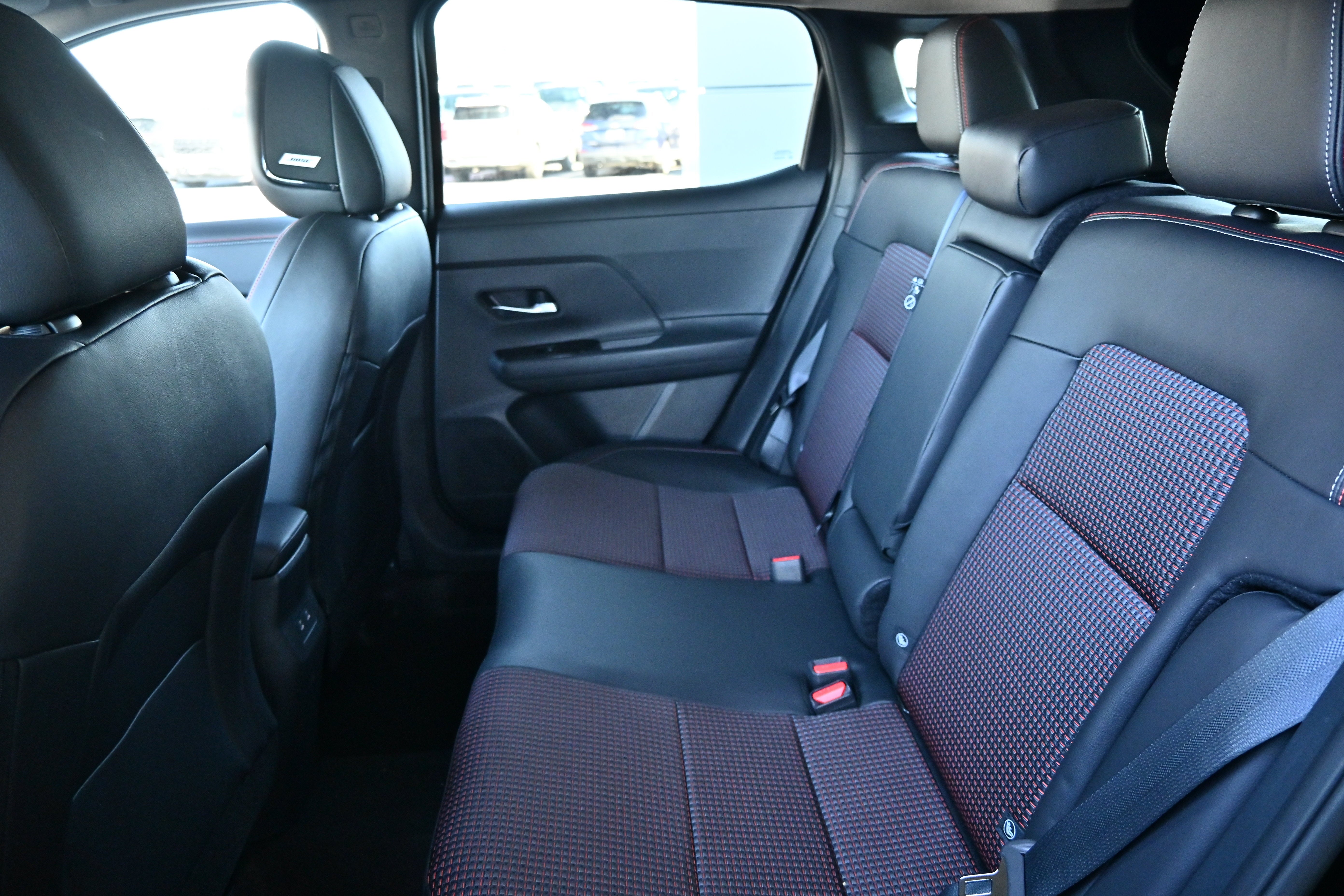 2027 Nissan Kicks SR