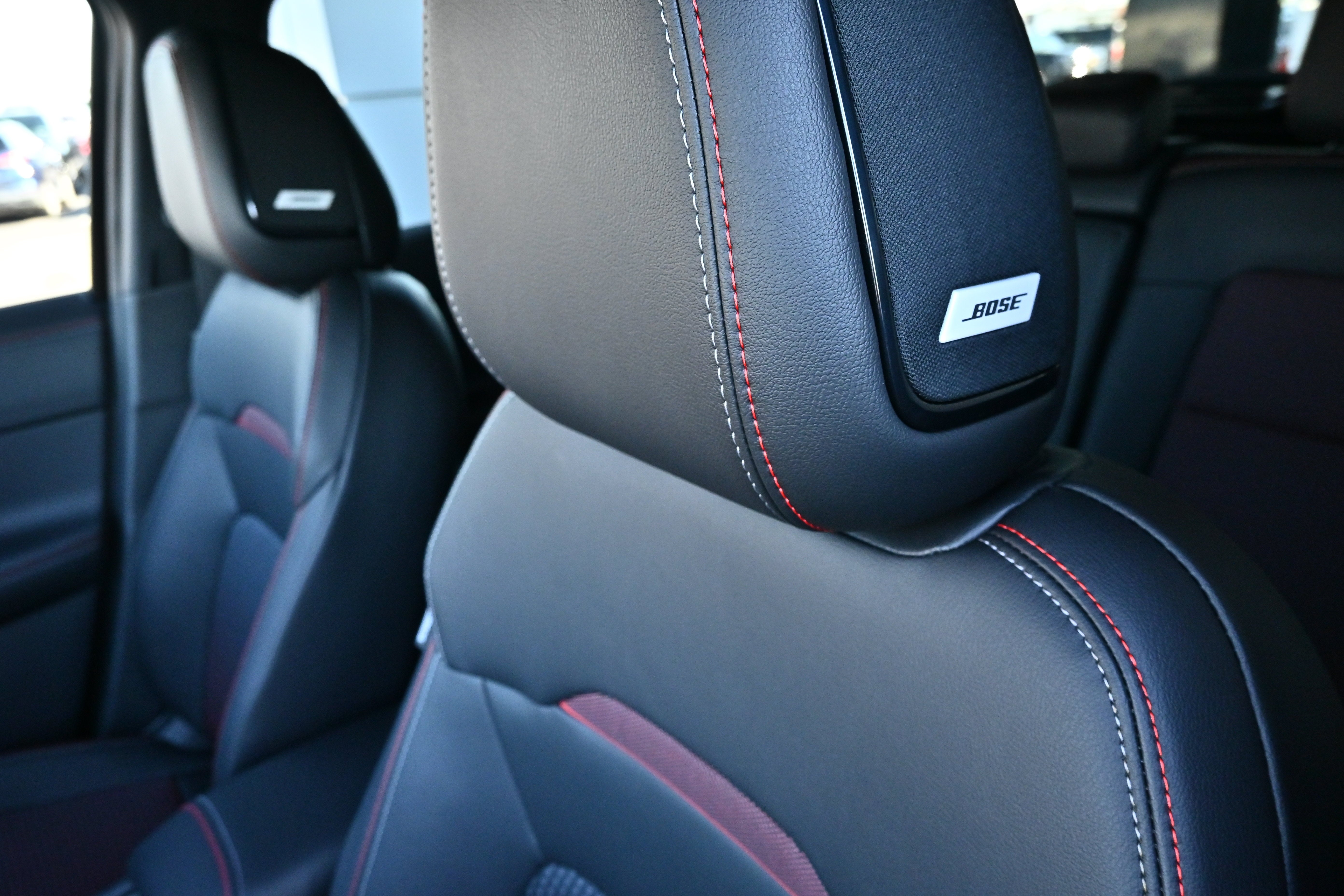 2027 Nissan Kicks SR