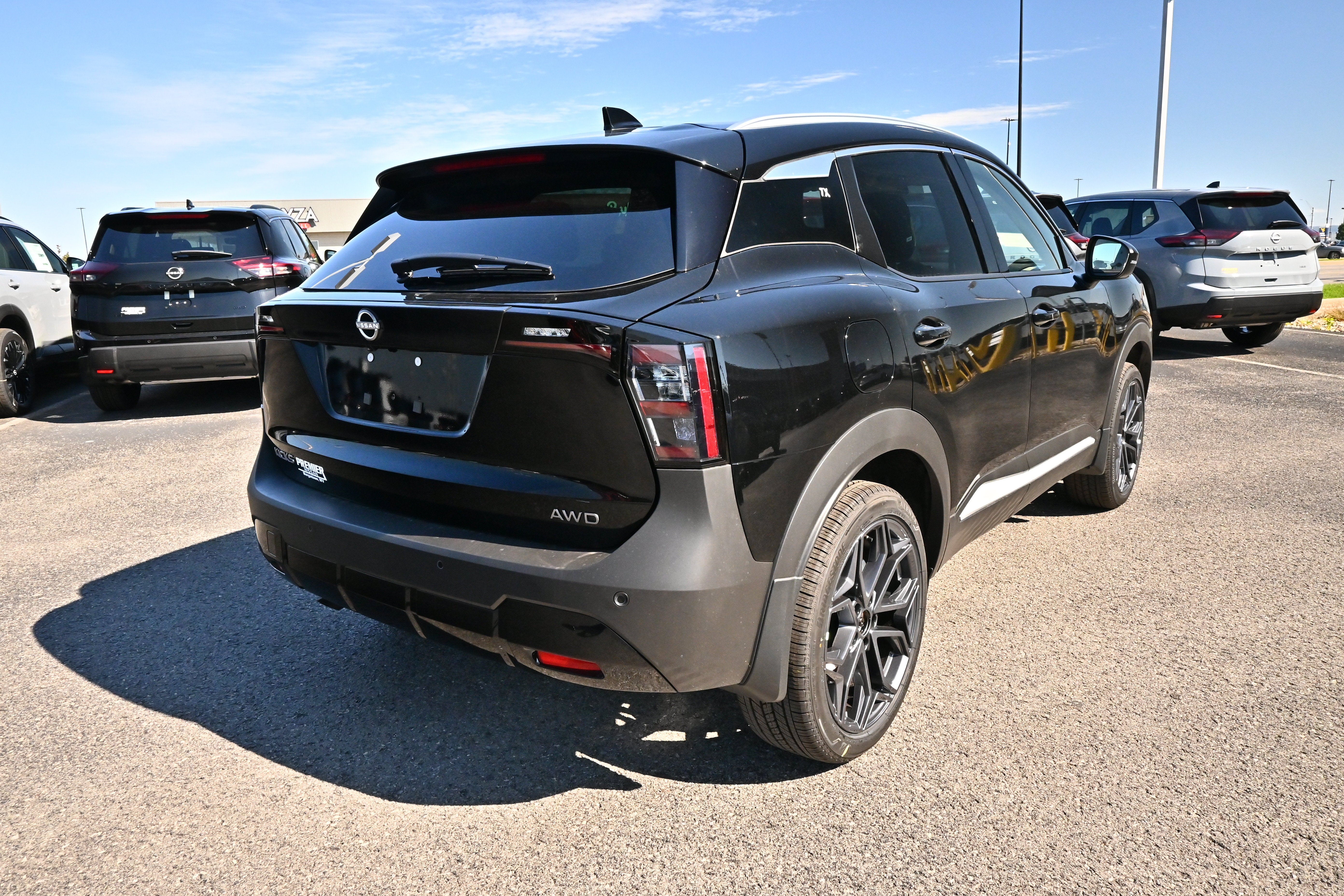 2027 Nissan Kicks SR