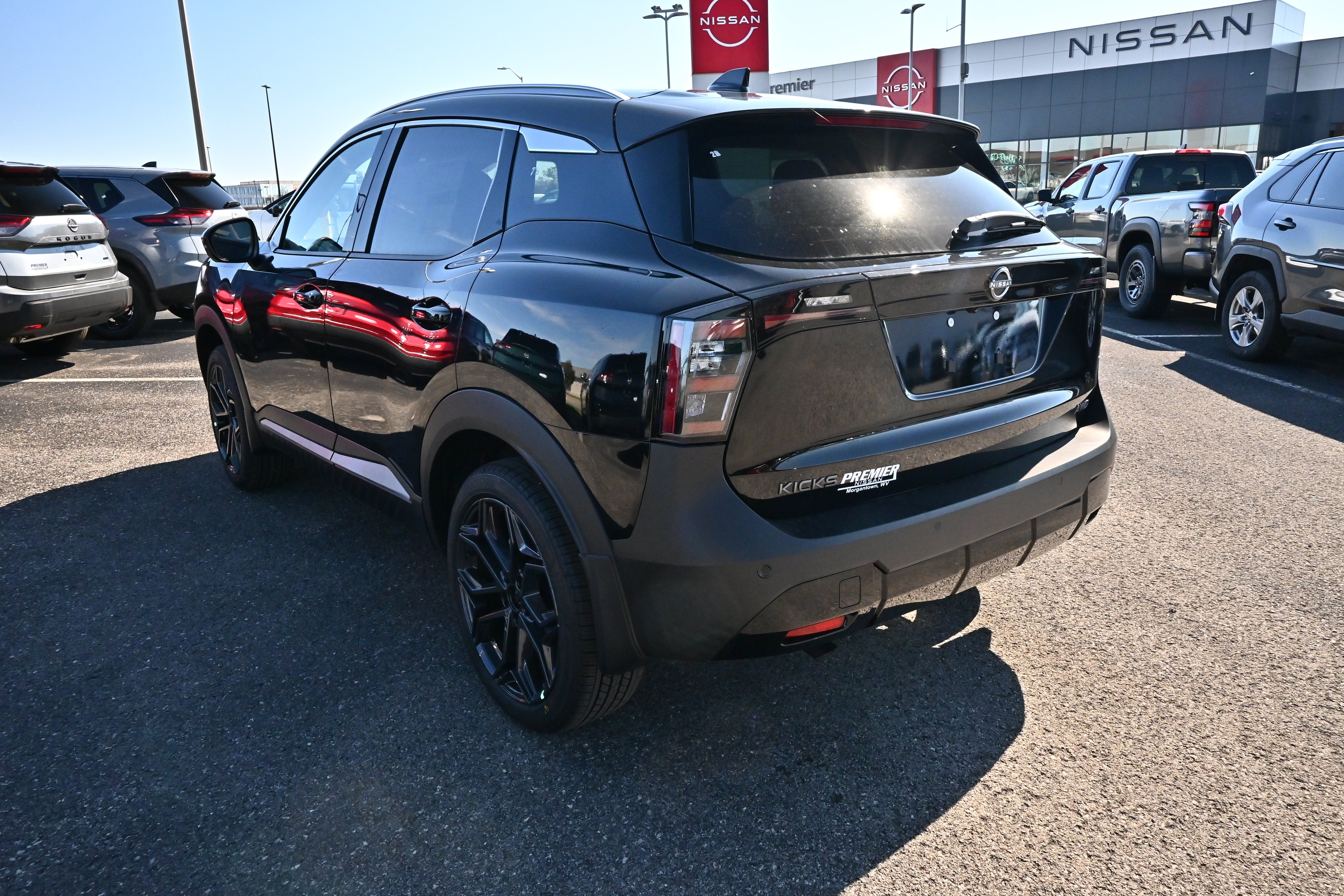2027 Nissan Kicks SR