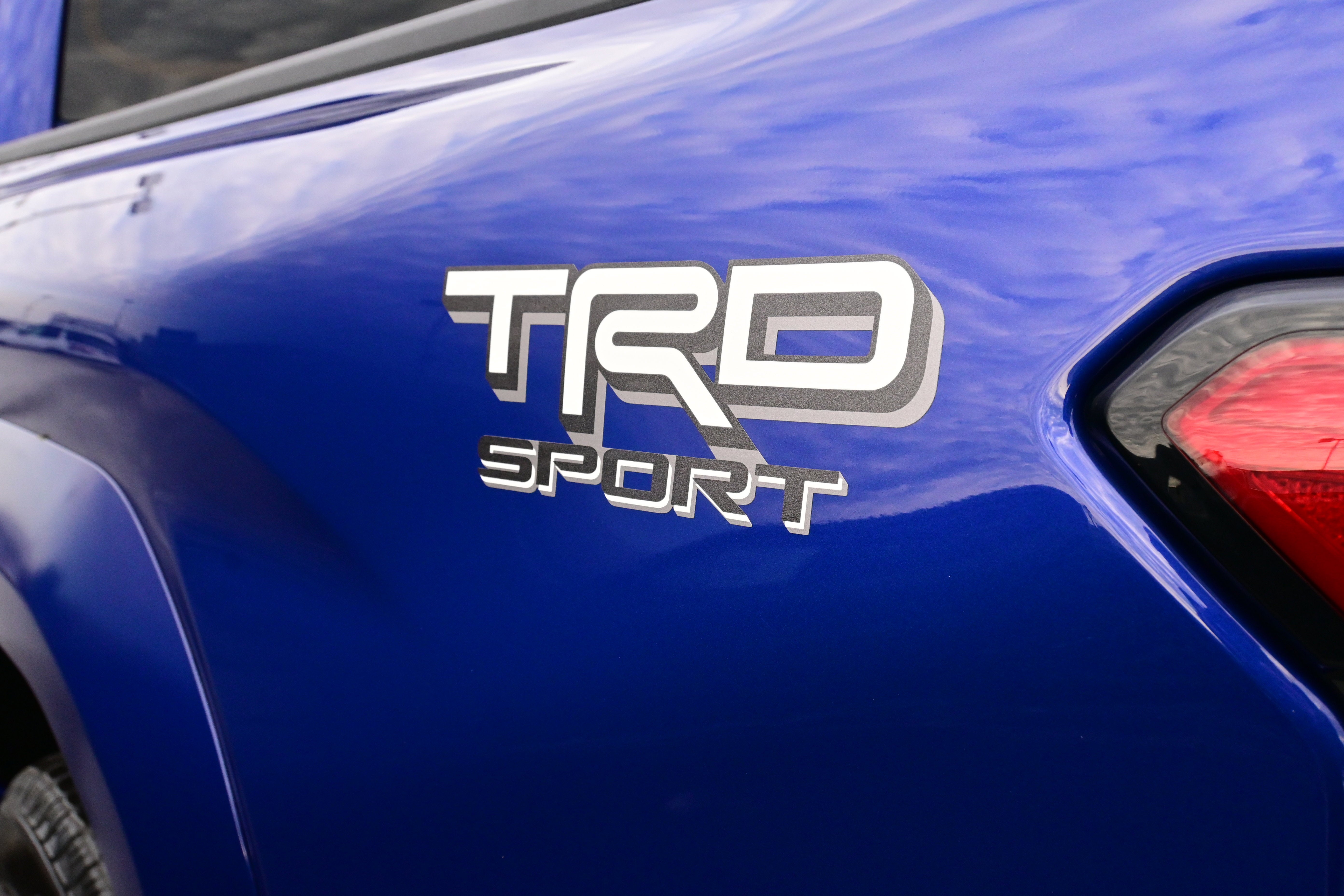 2025 Toyota Tacoma 4WD SR5