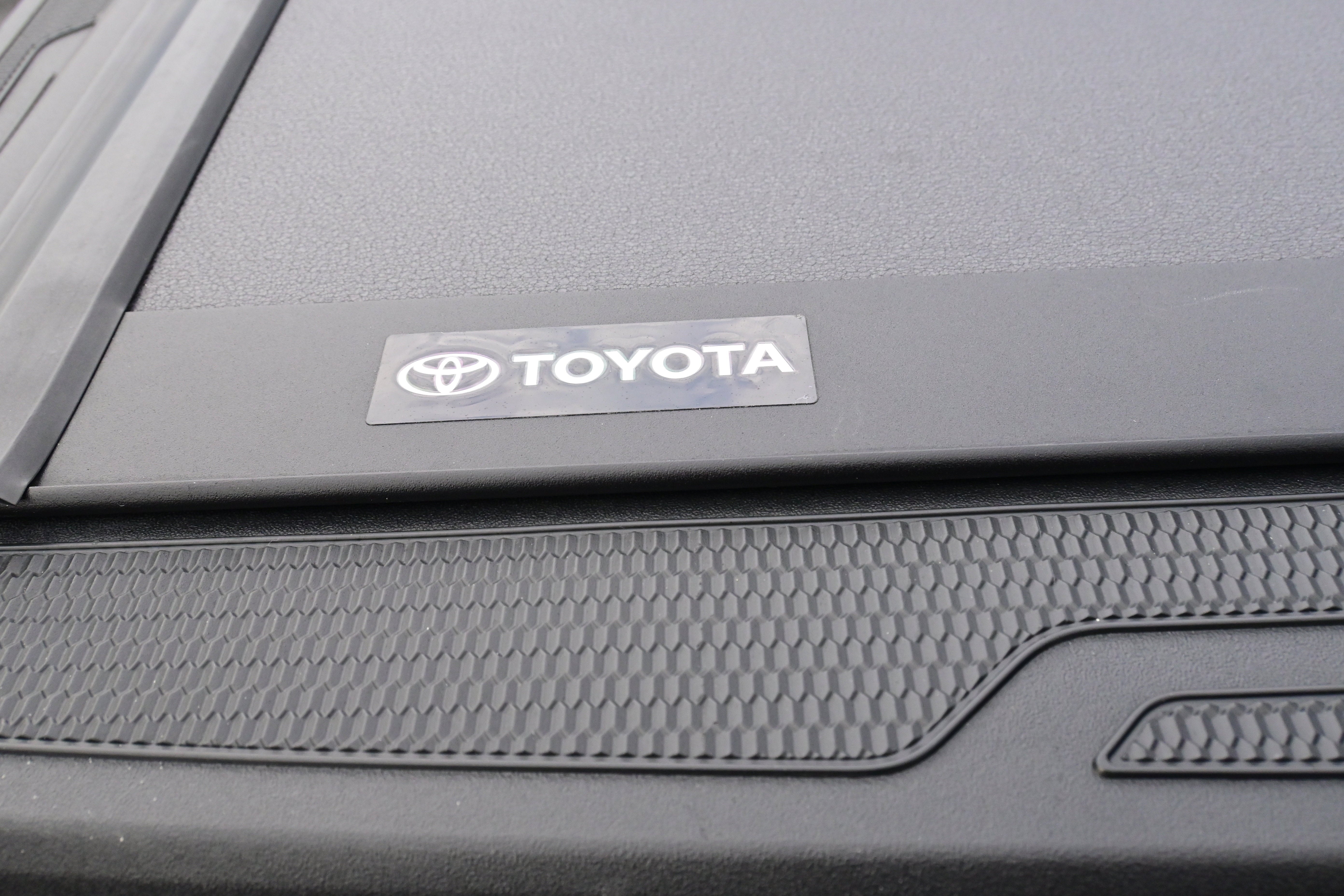 2025 Toyota Tacoma 4WD SR5