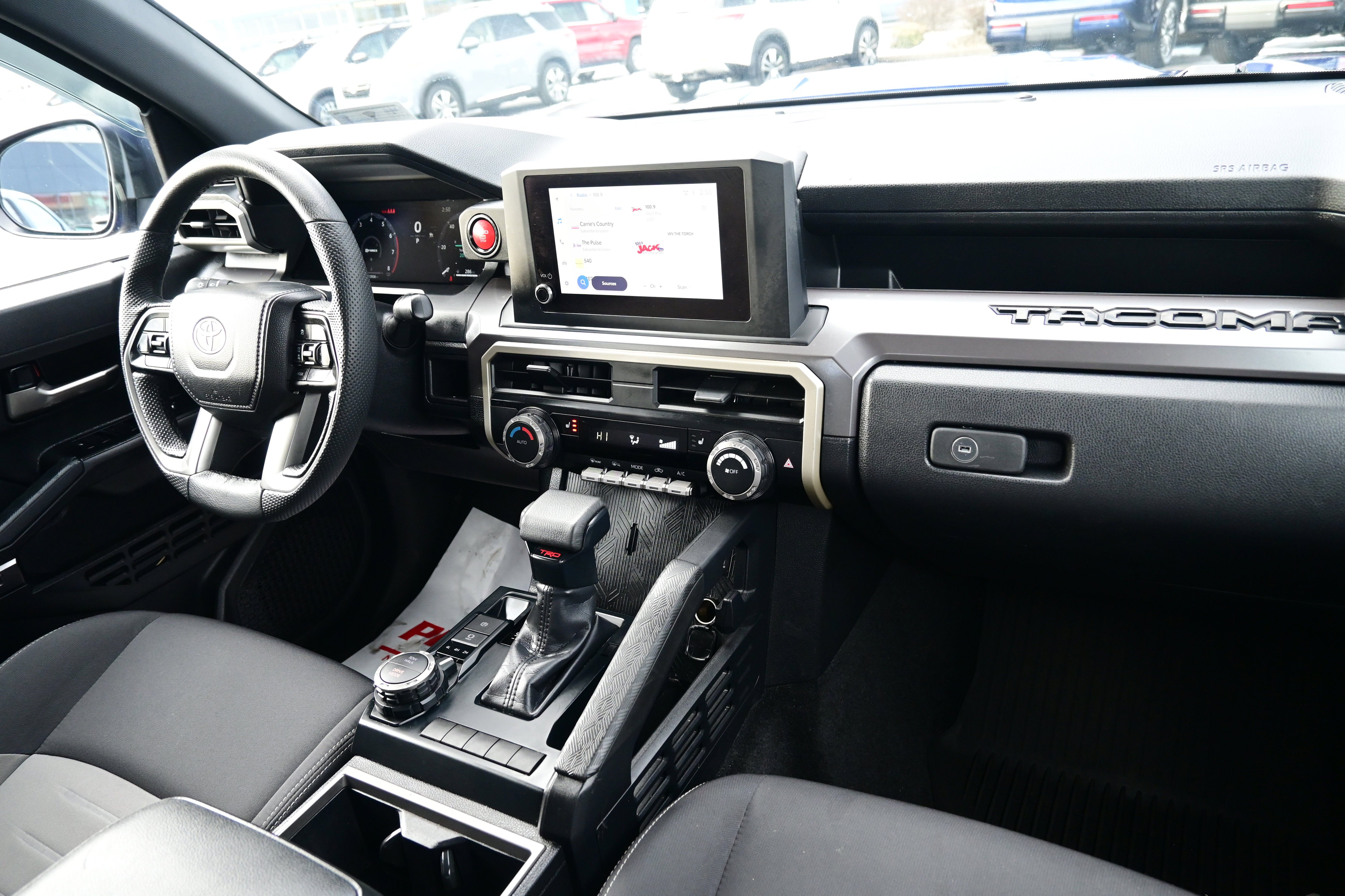 2025 Toyota Tacoma 4WD SR5