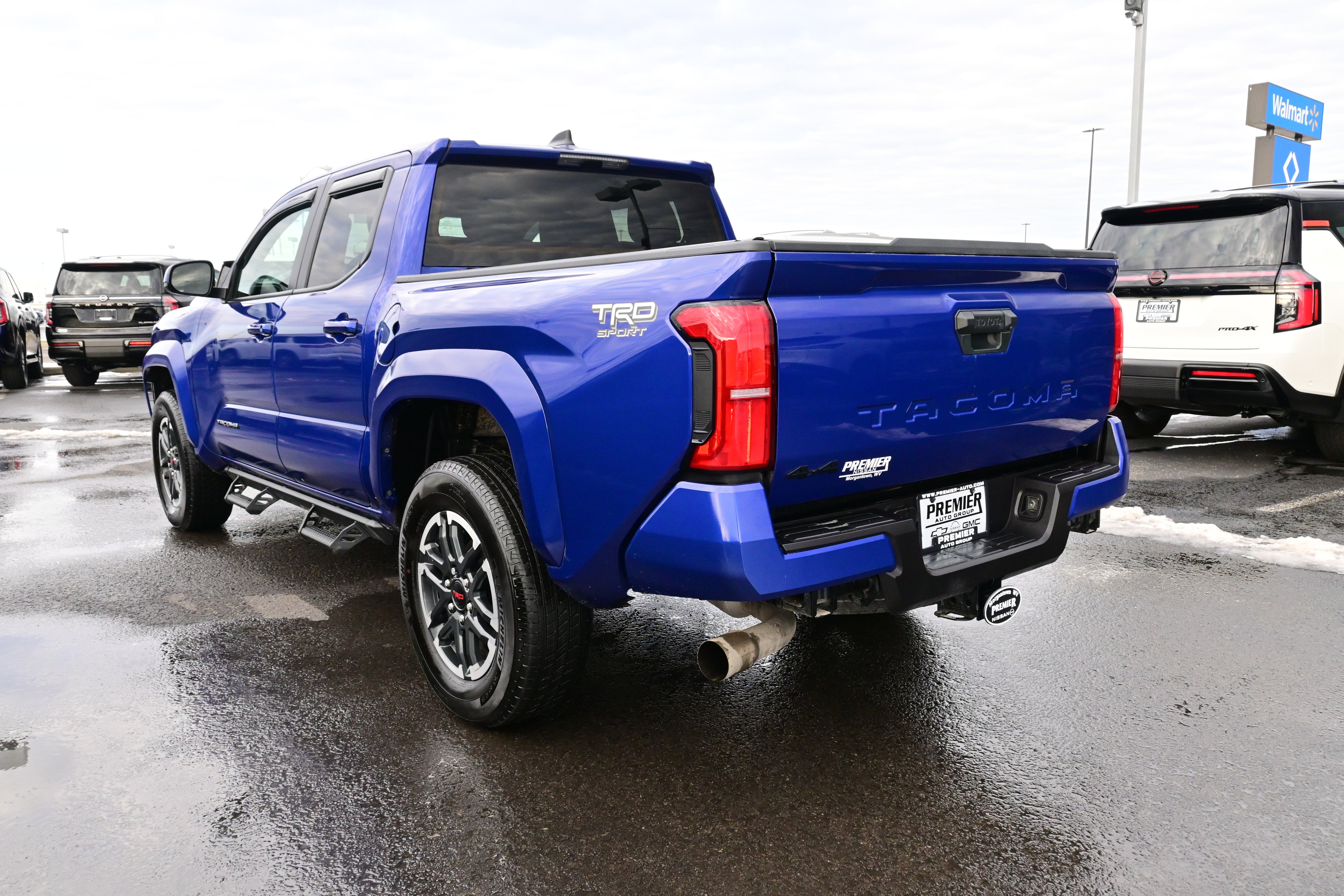 2025 Toyota Tacoma 4WD SR5