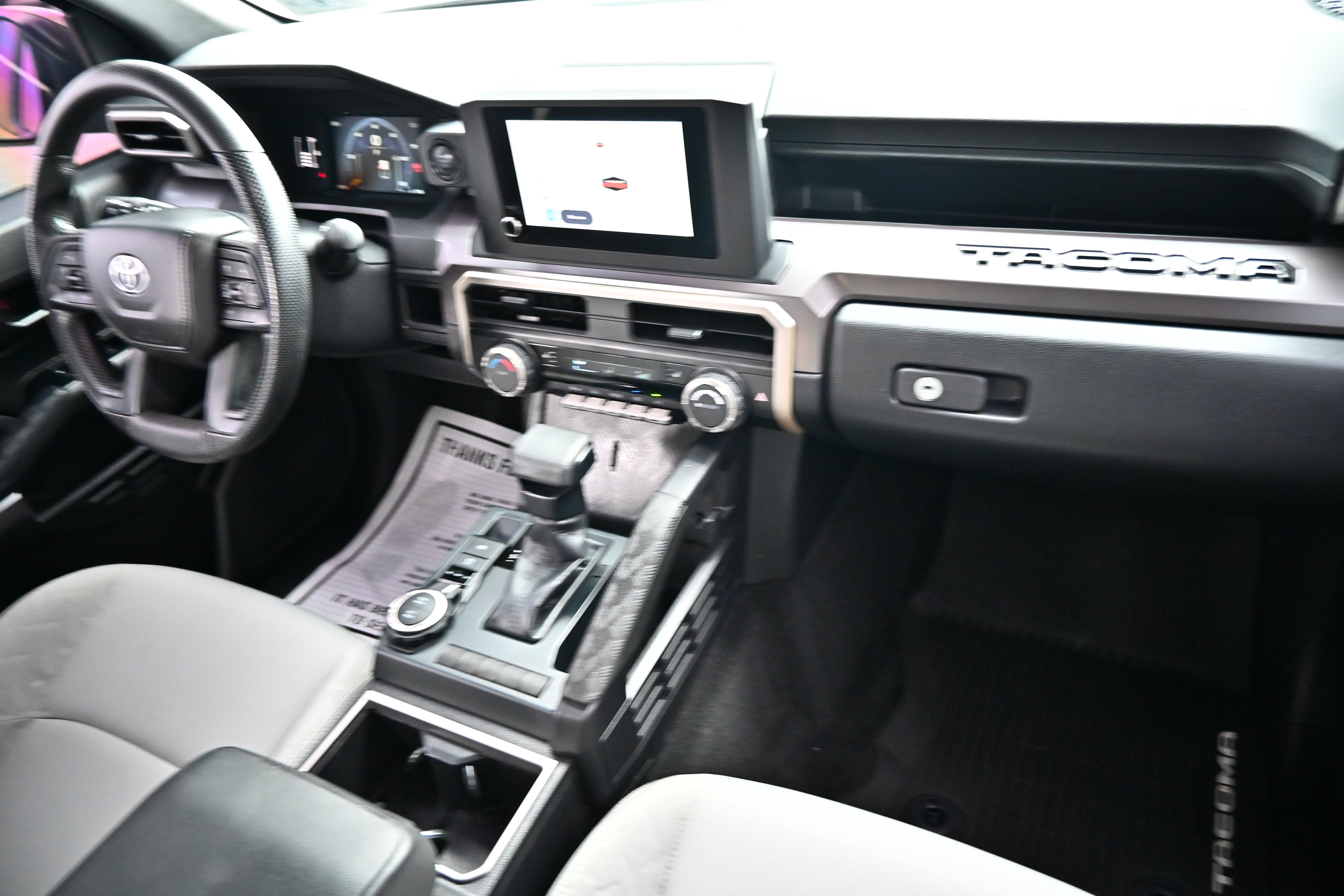 2025 Toyota Tacoma 4WD SR5