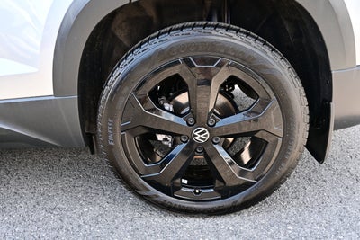 2025 Volkswagen Taos SEL