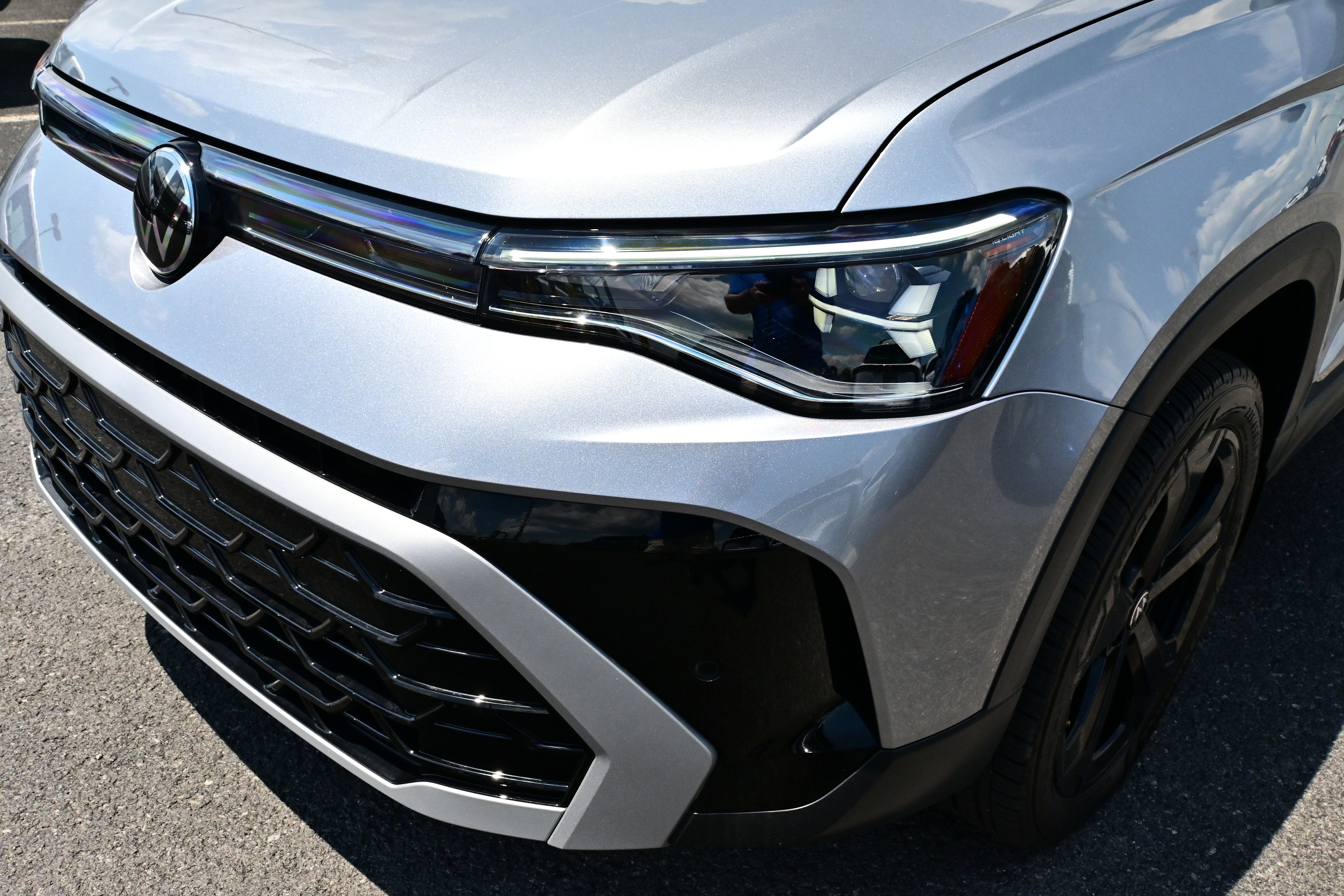 2025 Volkswagen Taos SEL