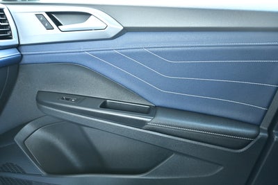 2025 Volkswagen Taos SEL