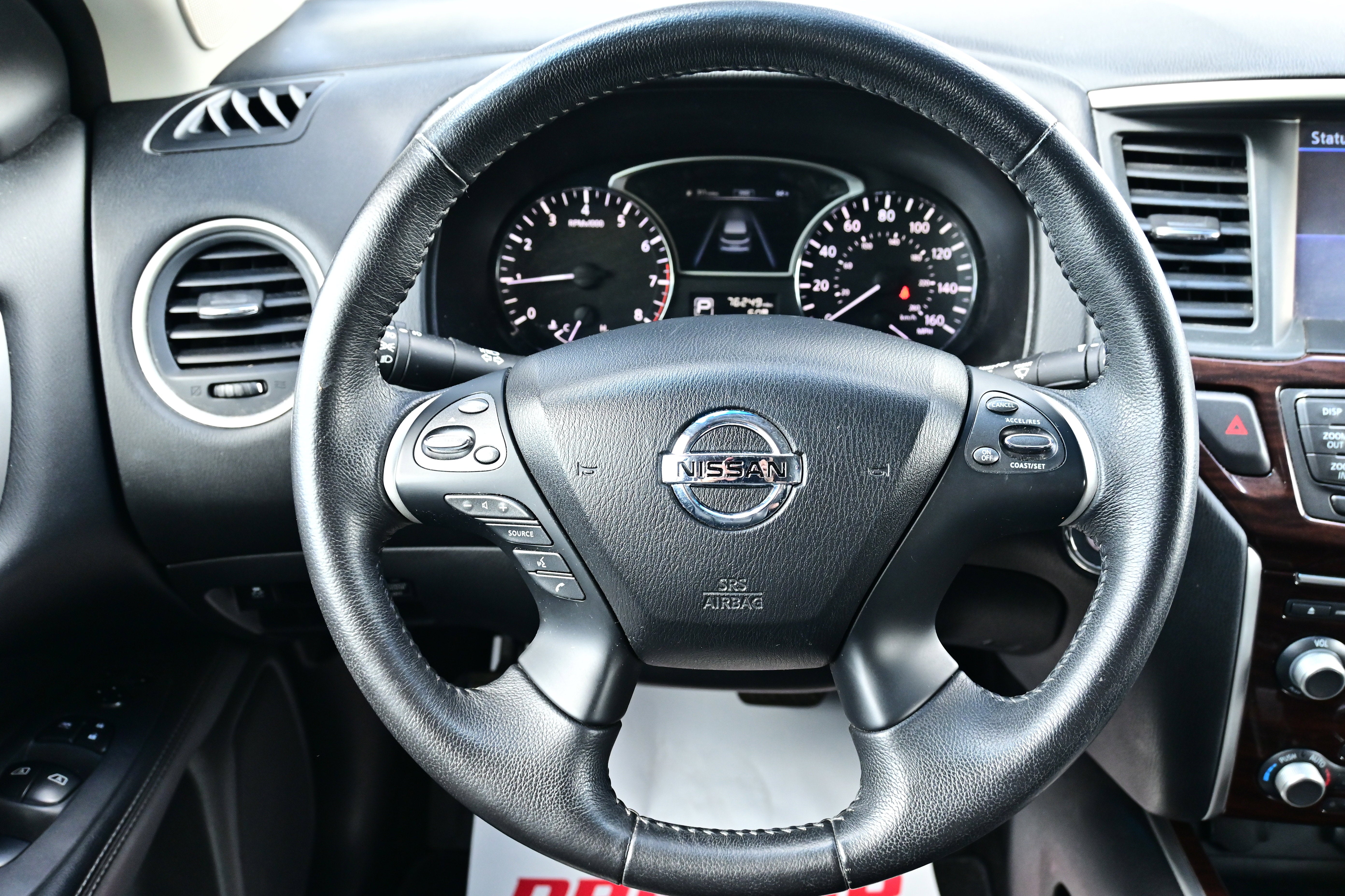 2014 Nissan Pathfinder SL
