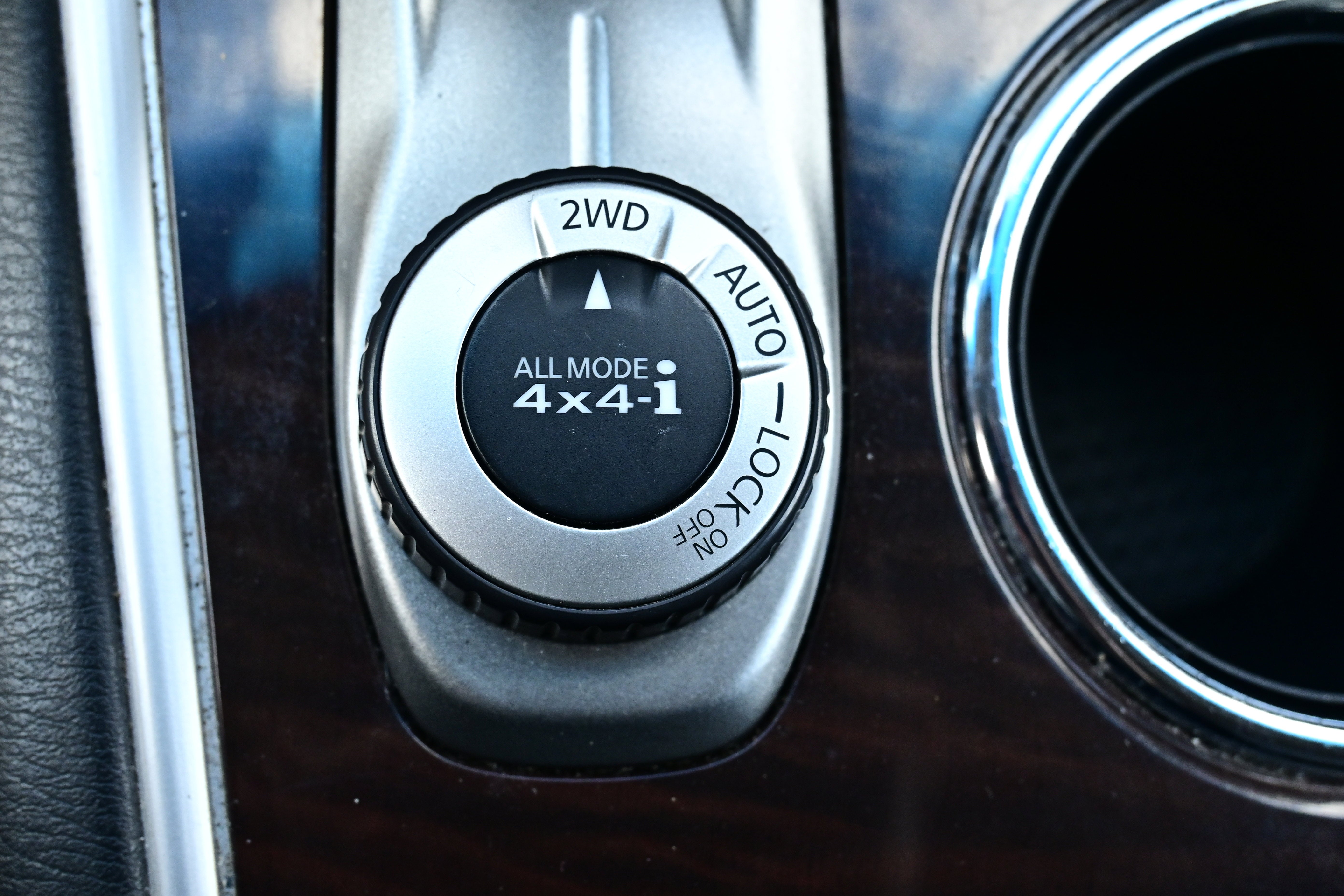 2014 Nissan Pathfinder SL