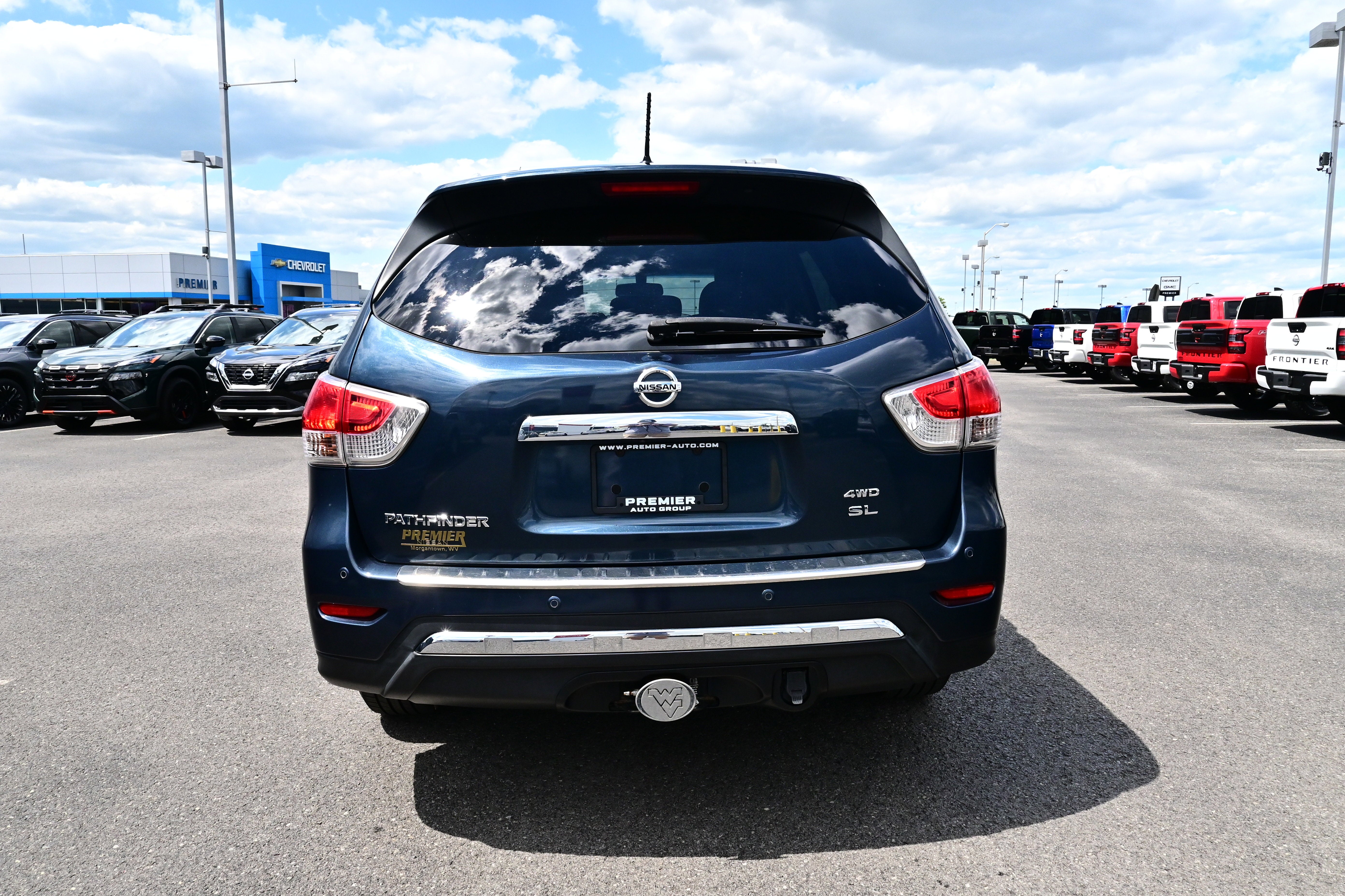 2014 Nissan Pathfinder SL