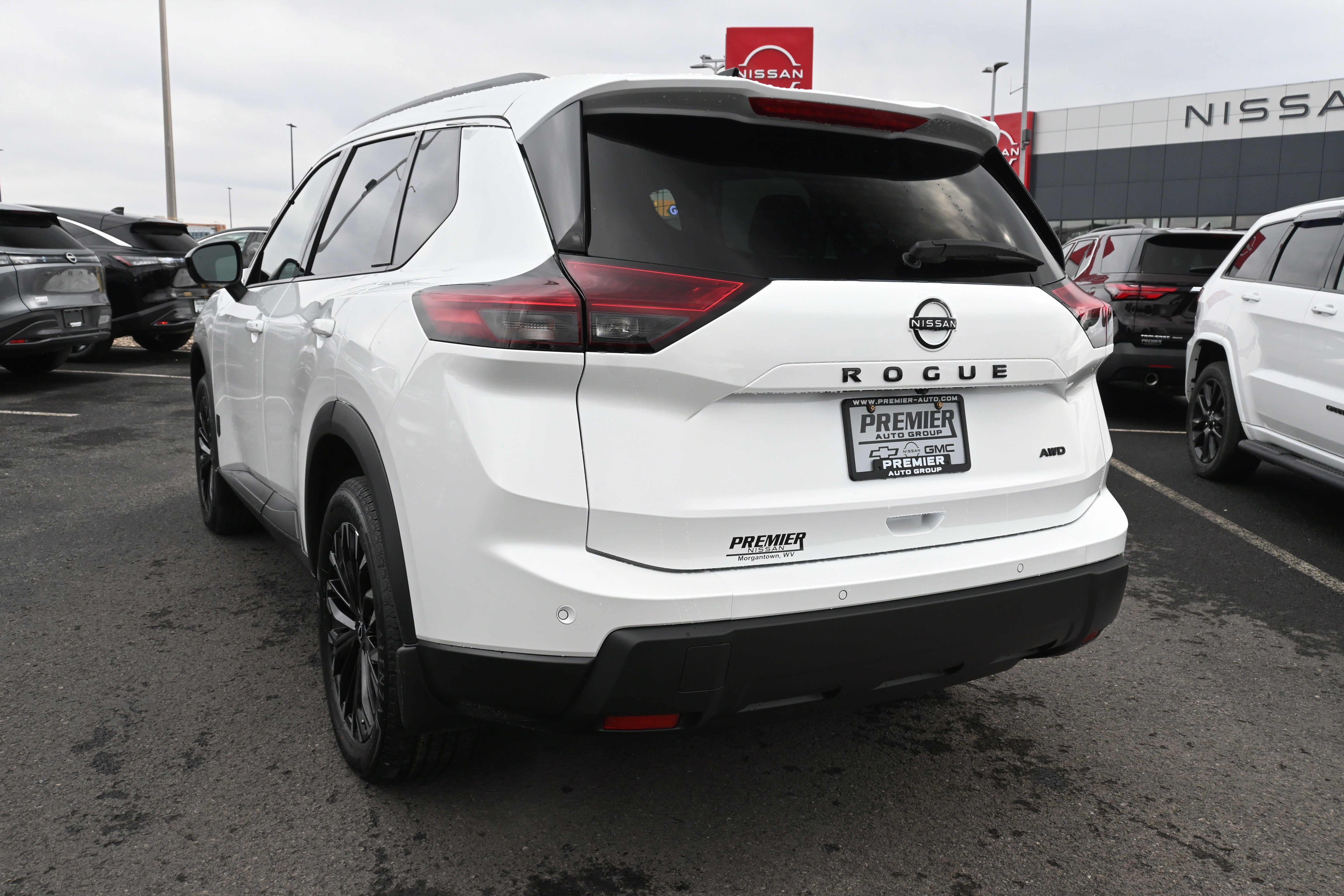 2026 Nissan Rogue Dark Armor™