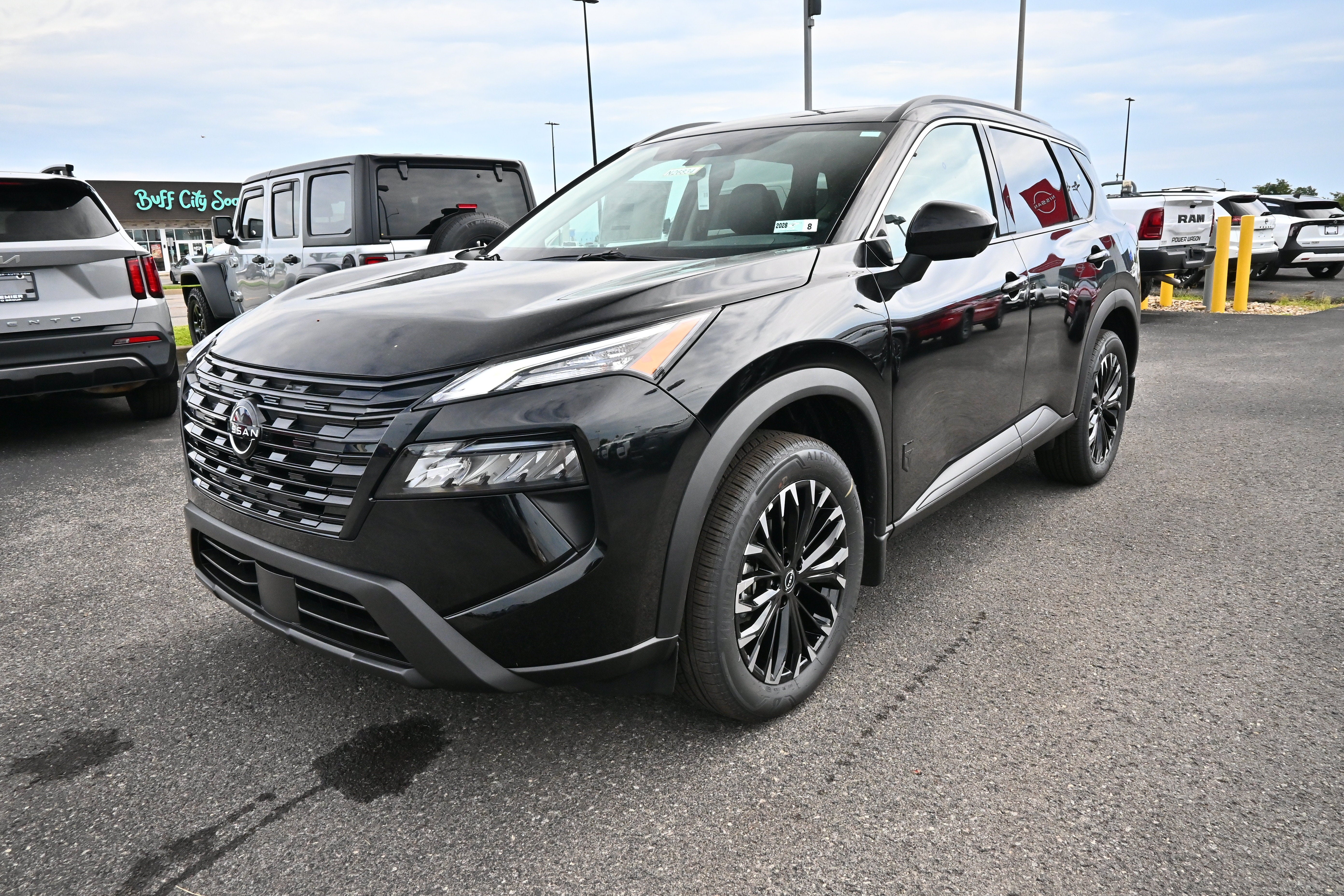 2026 Nissan Rogue Dark Armor™