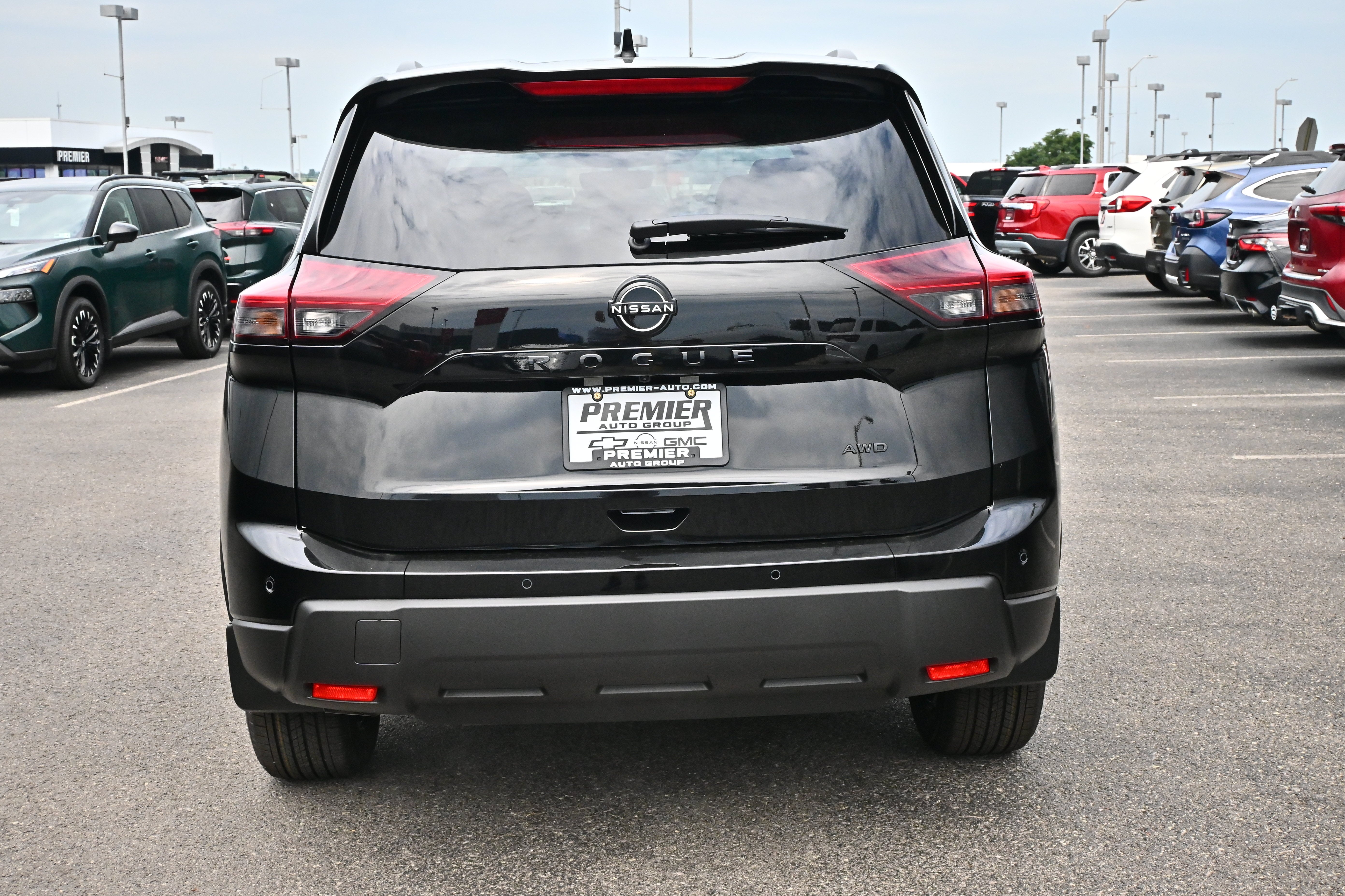 2026 Nissan Rogue Dark Armor™